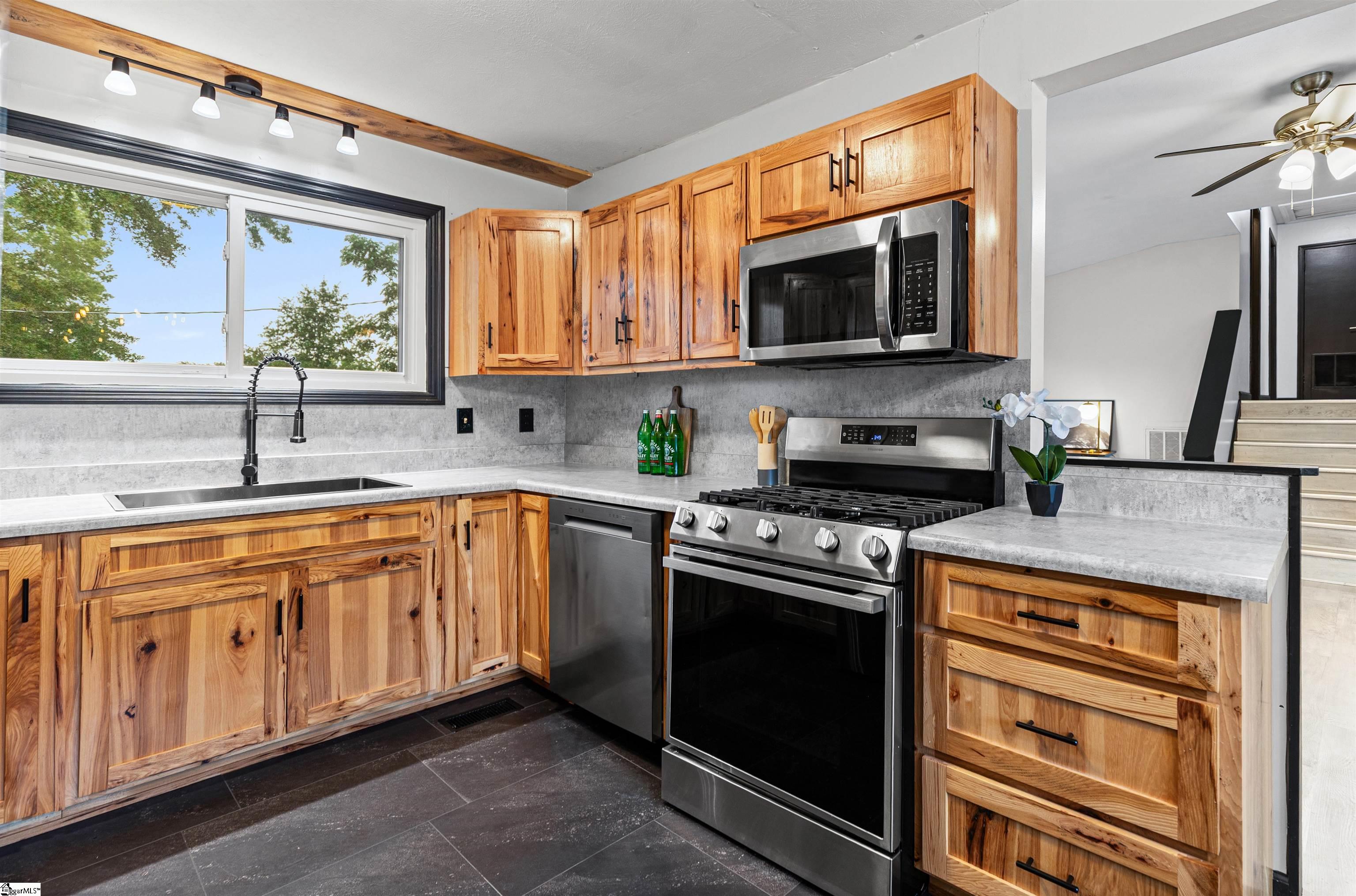 1302 Wham Lawn Road Property Photo 11