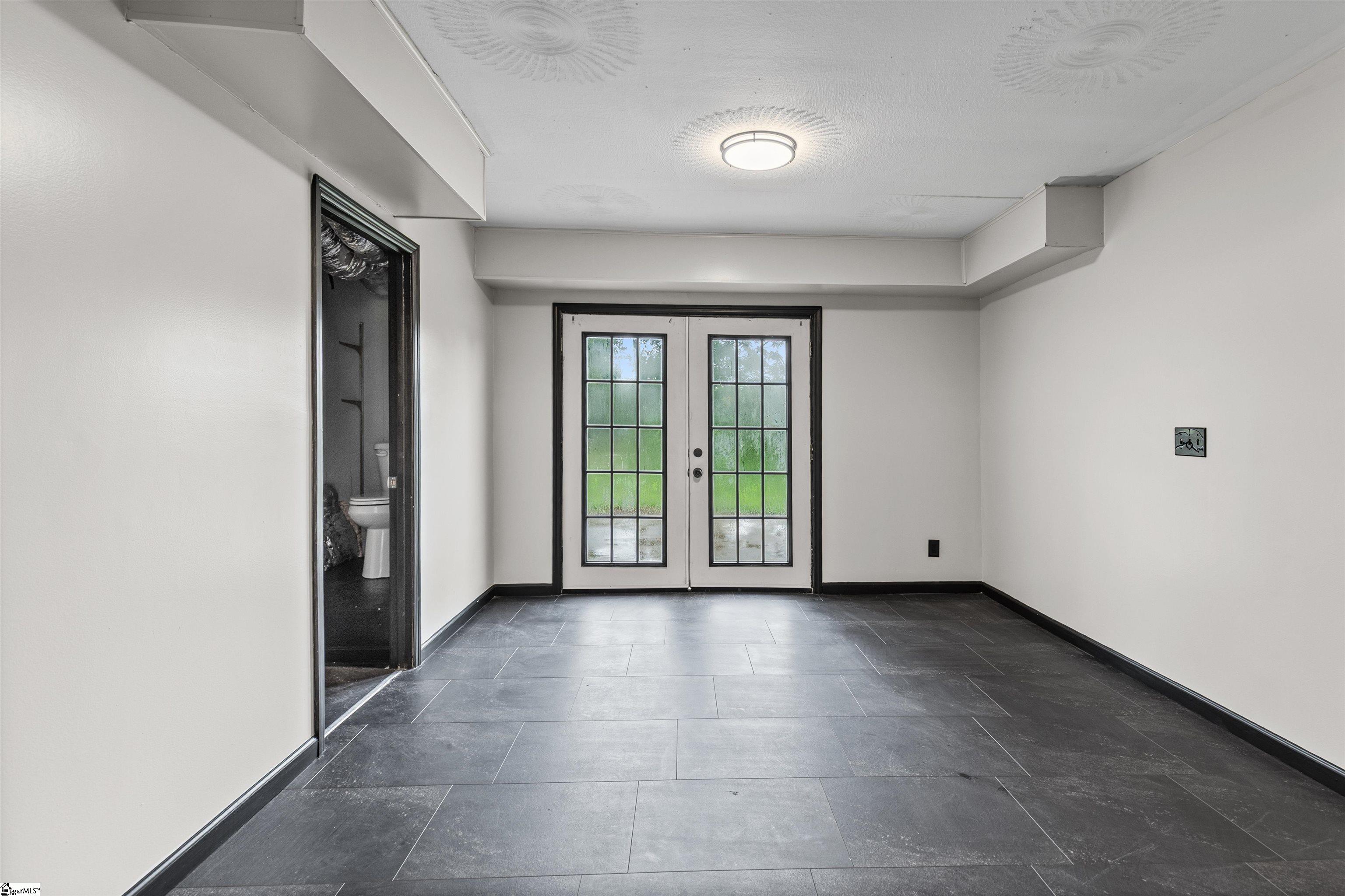 1302 Wham Lawn Road Property Photo 18