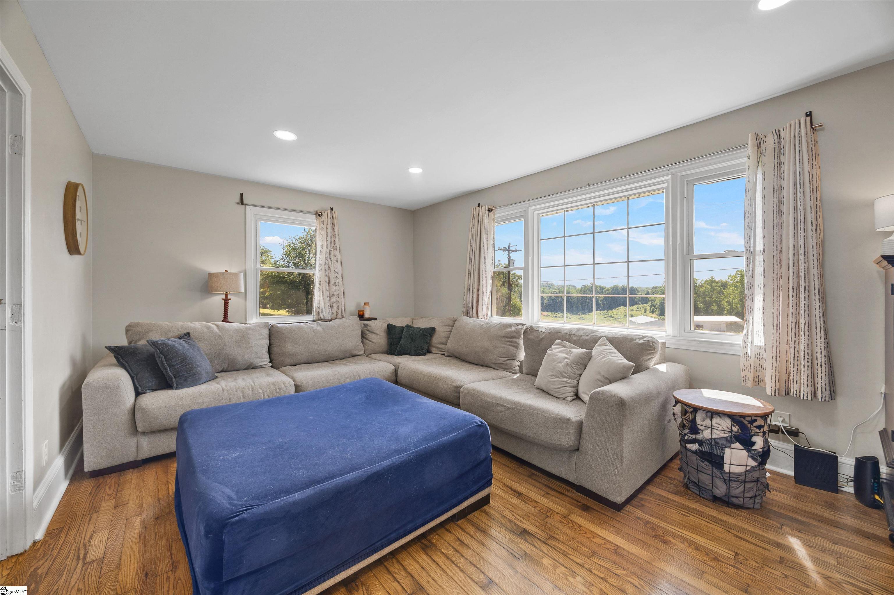 1257 Hampton Road Property Photo 4