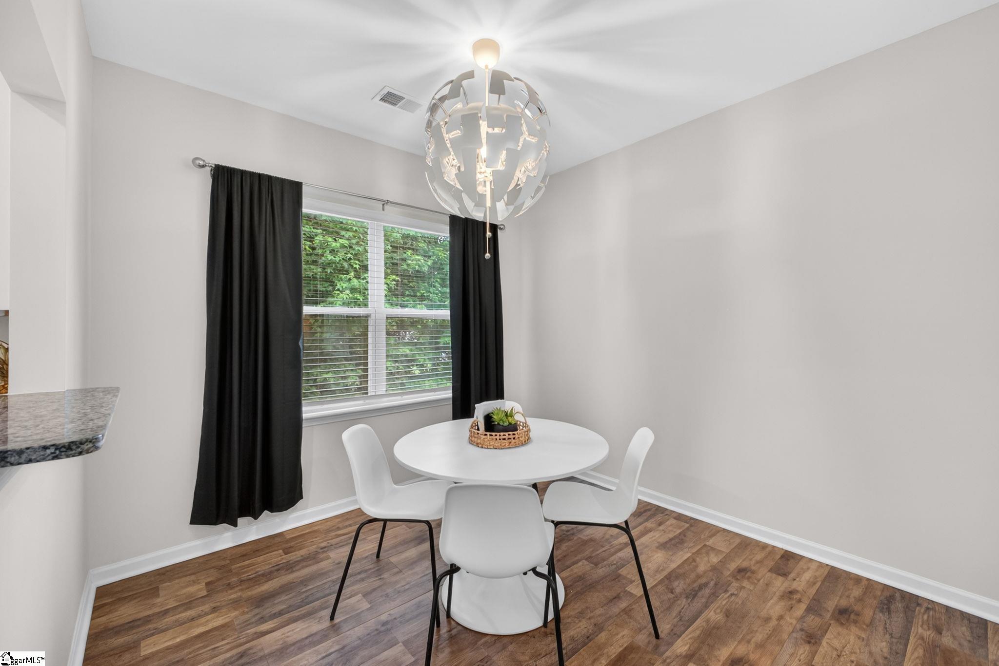 125 Southridge Court Property Photo 7