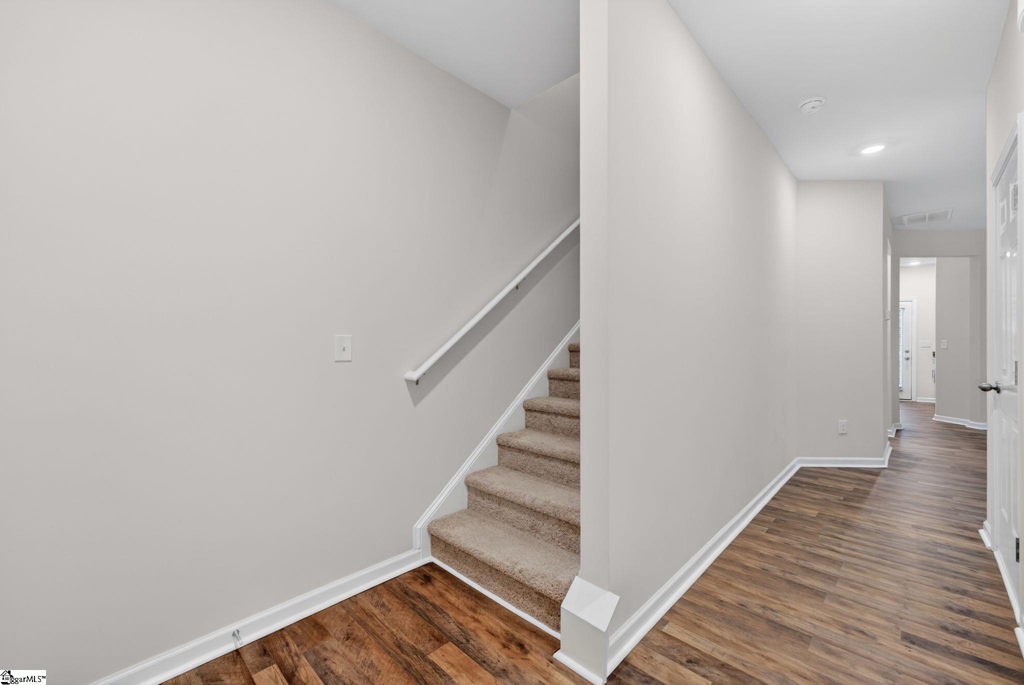 125 Southridge Court Property Photo 17