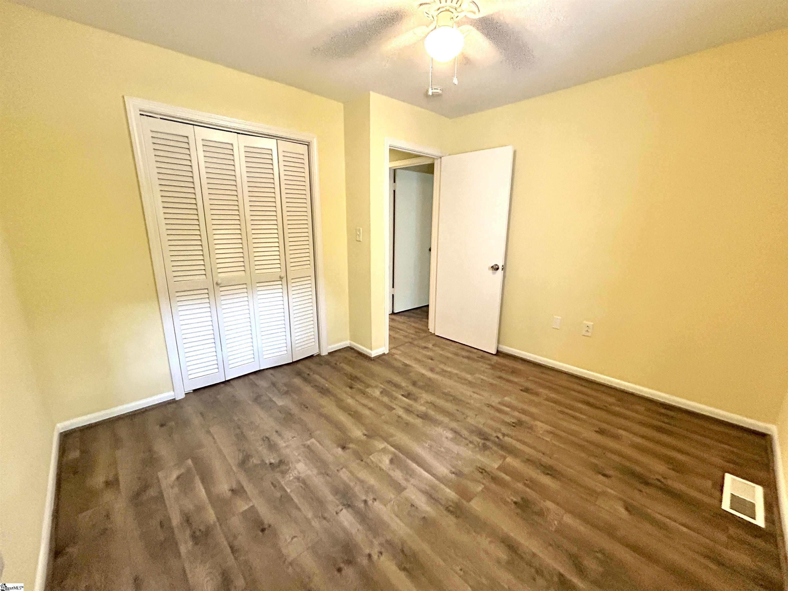 111 Briarview Circle Property Photo 32
