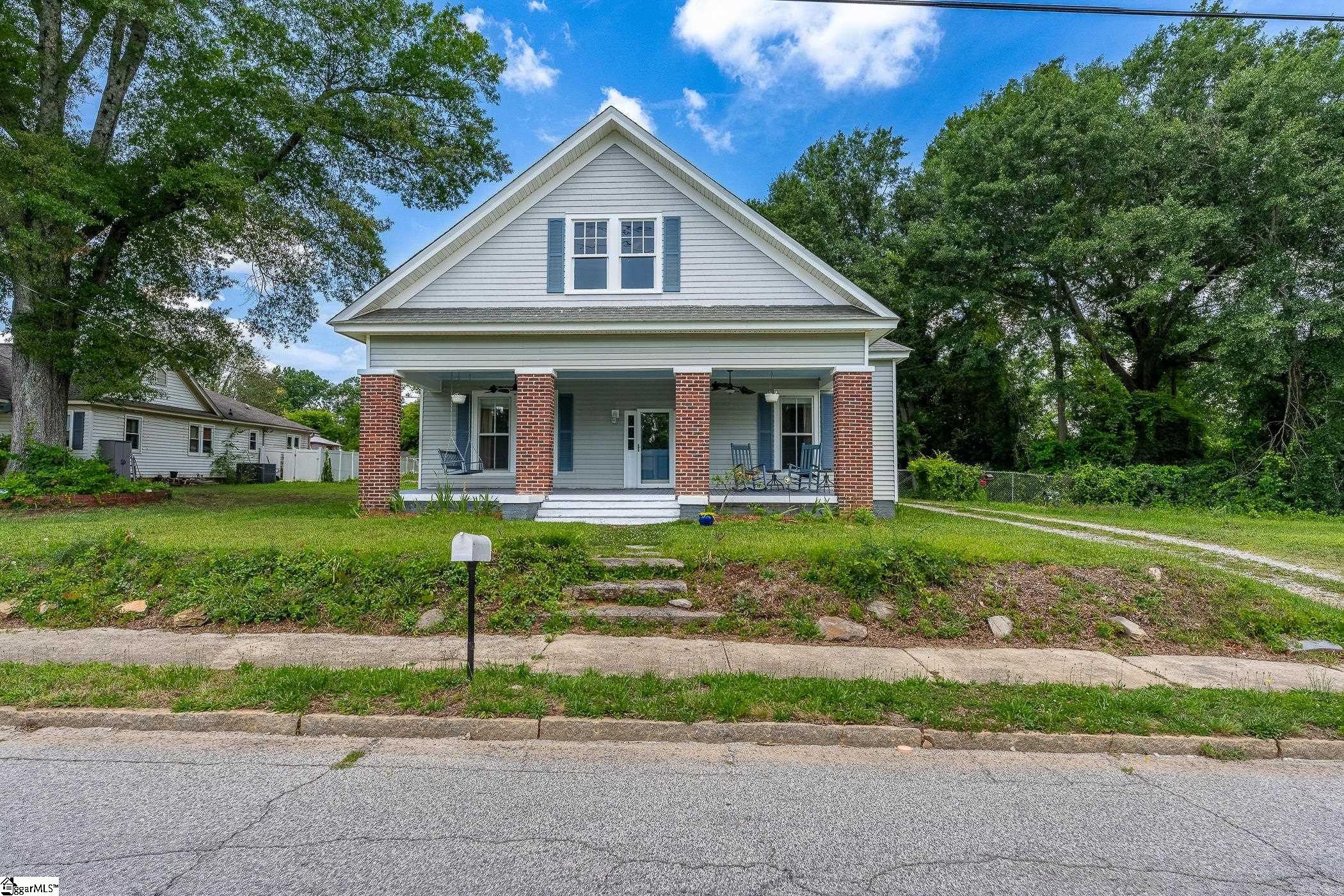 309 N Adair Street Property Photo 3