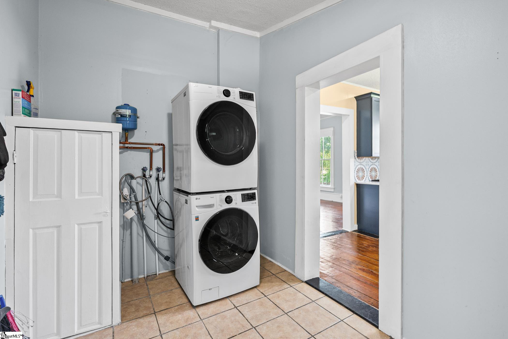 309 N Adair Street Property Photo 27