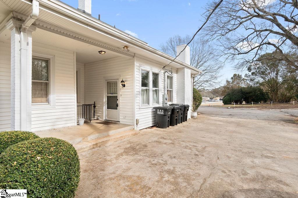 2000 E River Street Property Photo 44