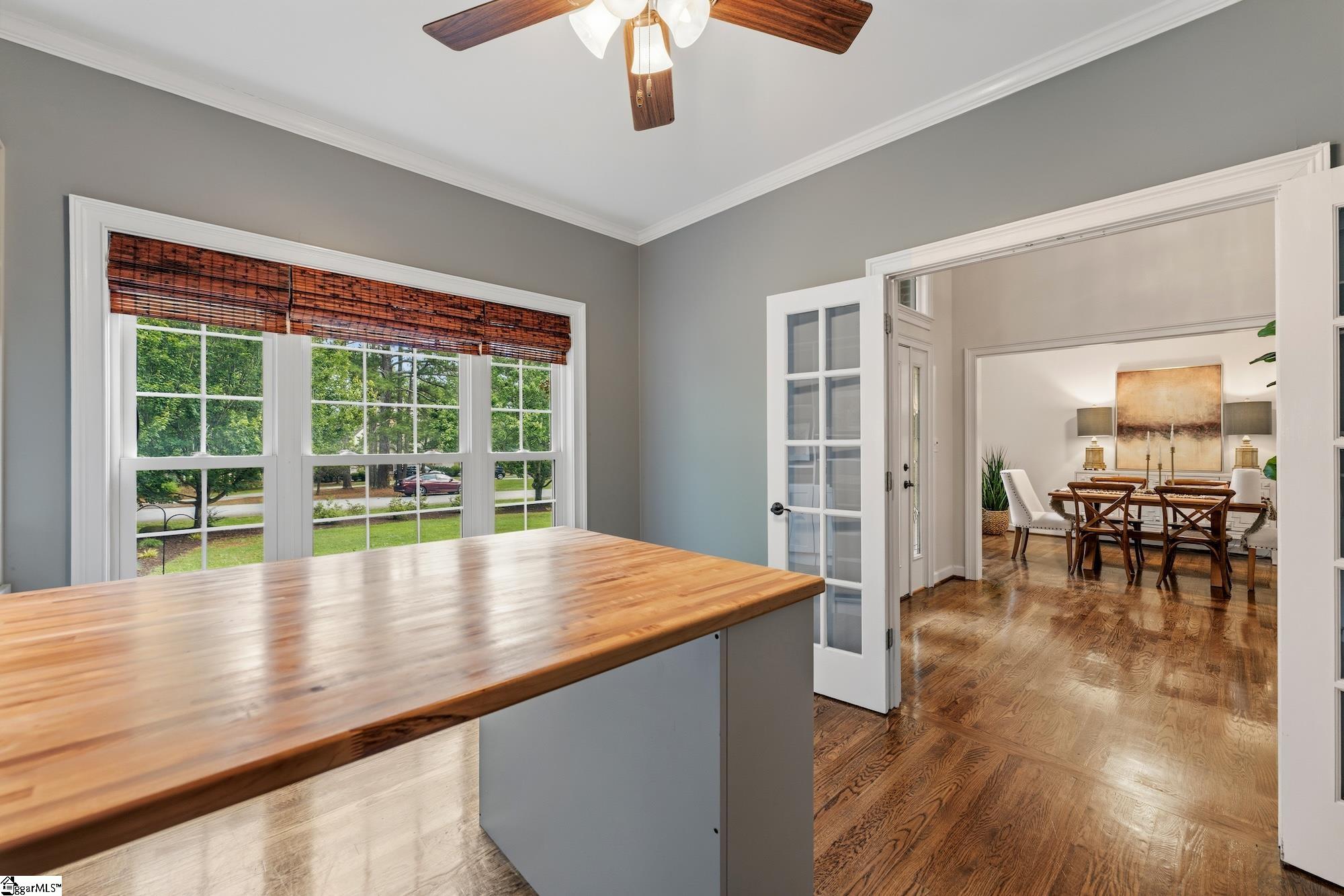1594429 Property Photo 6