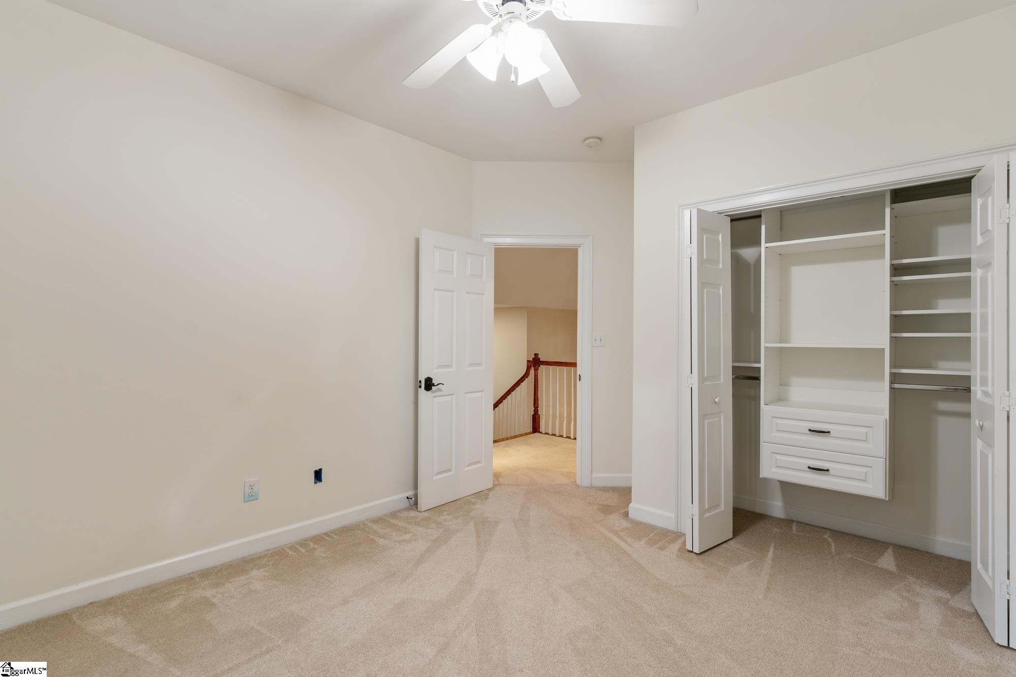 1594429 Property Photo 26