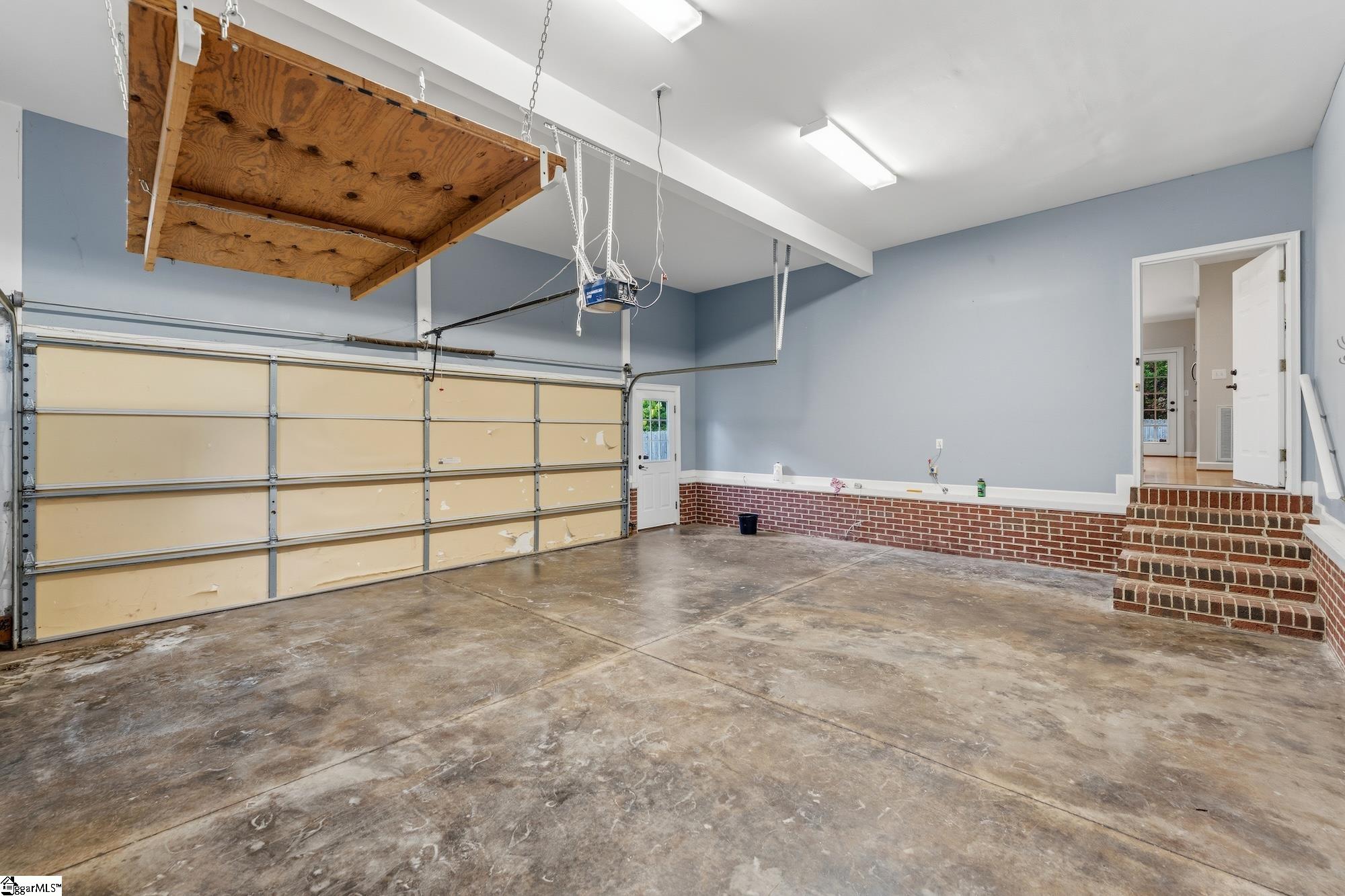 1594429 Property Photo 35