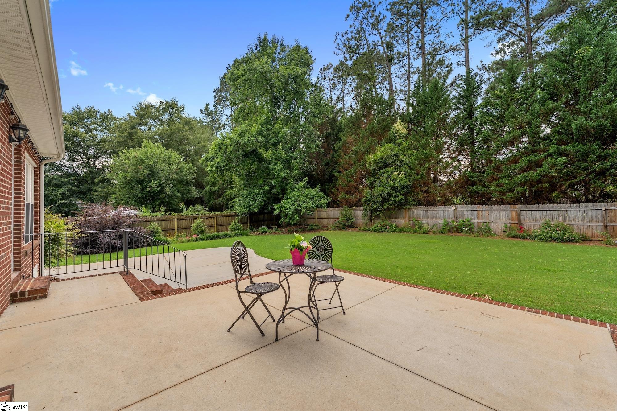1594429 Property Photo 37