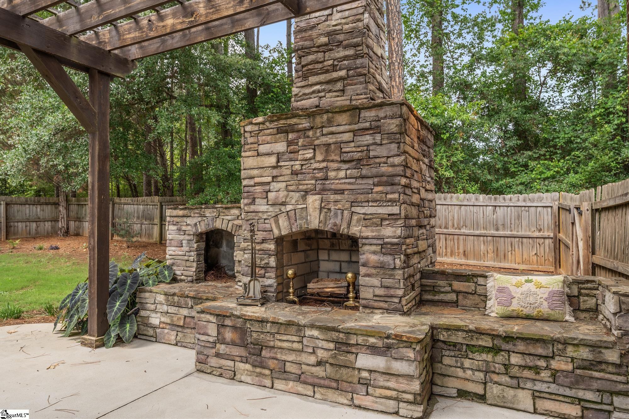 1594429 Property Photo 38