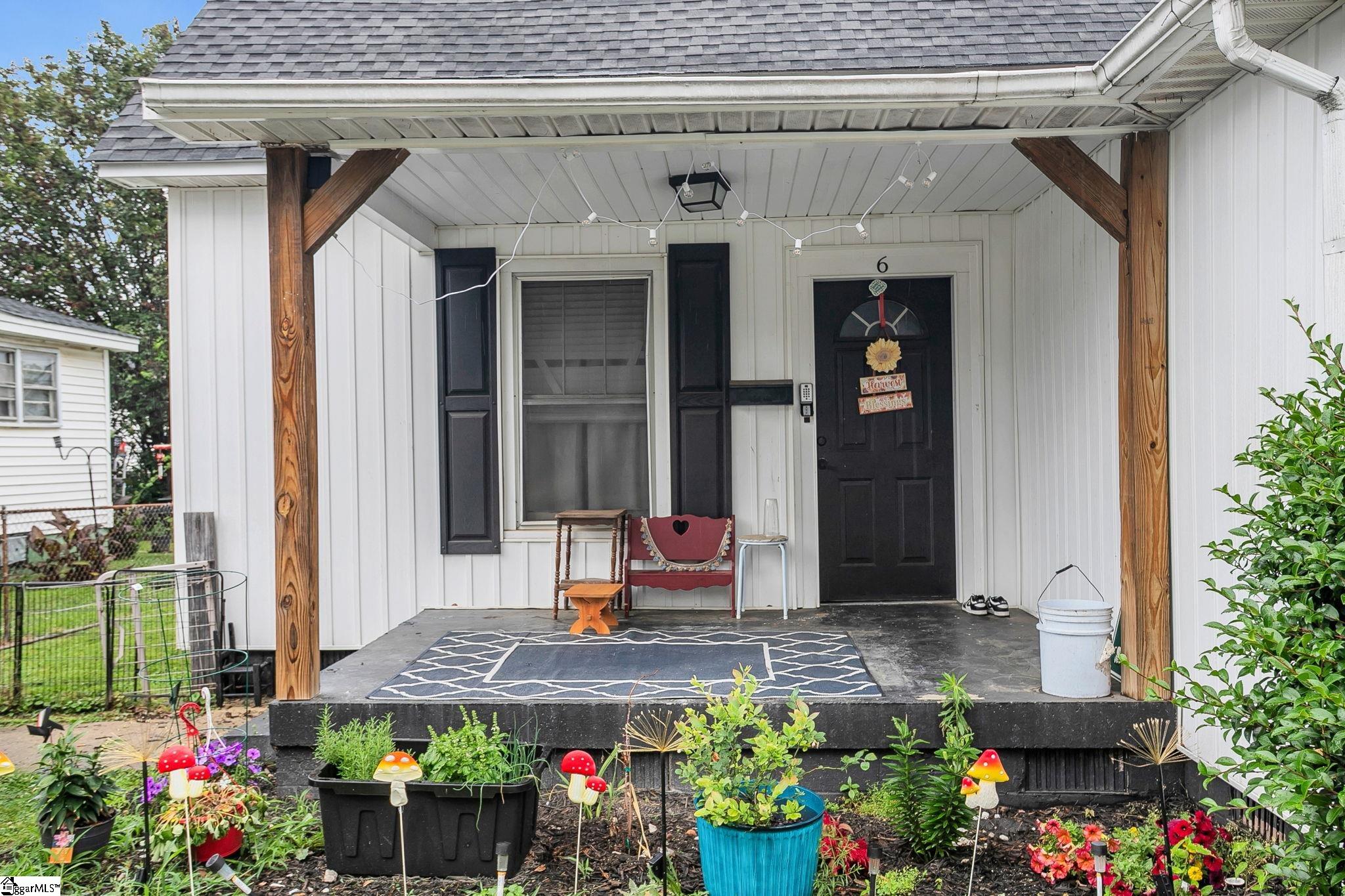 6 Webb Street Property Photo 3