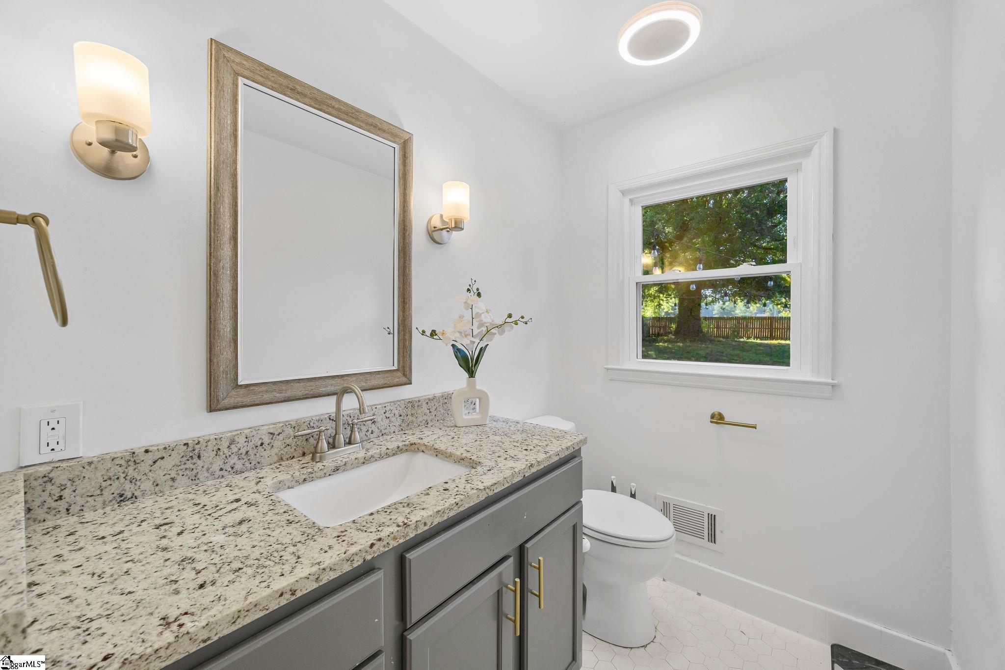 737 Lucerne Drive Property Photo 19