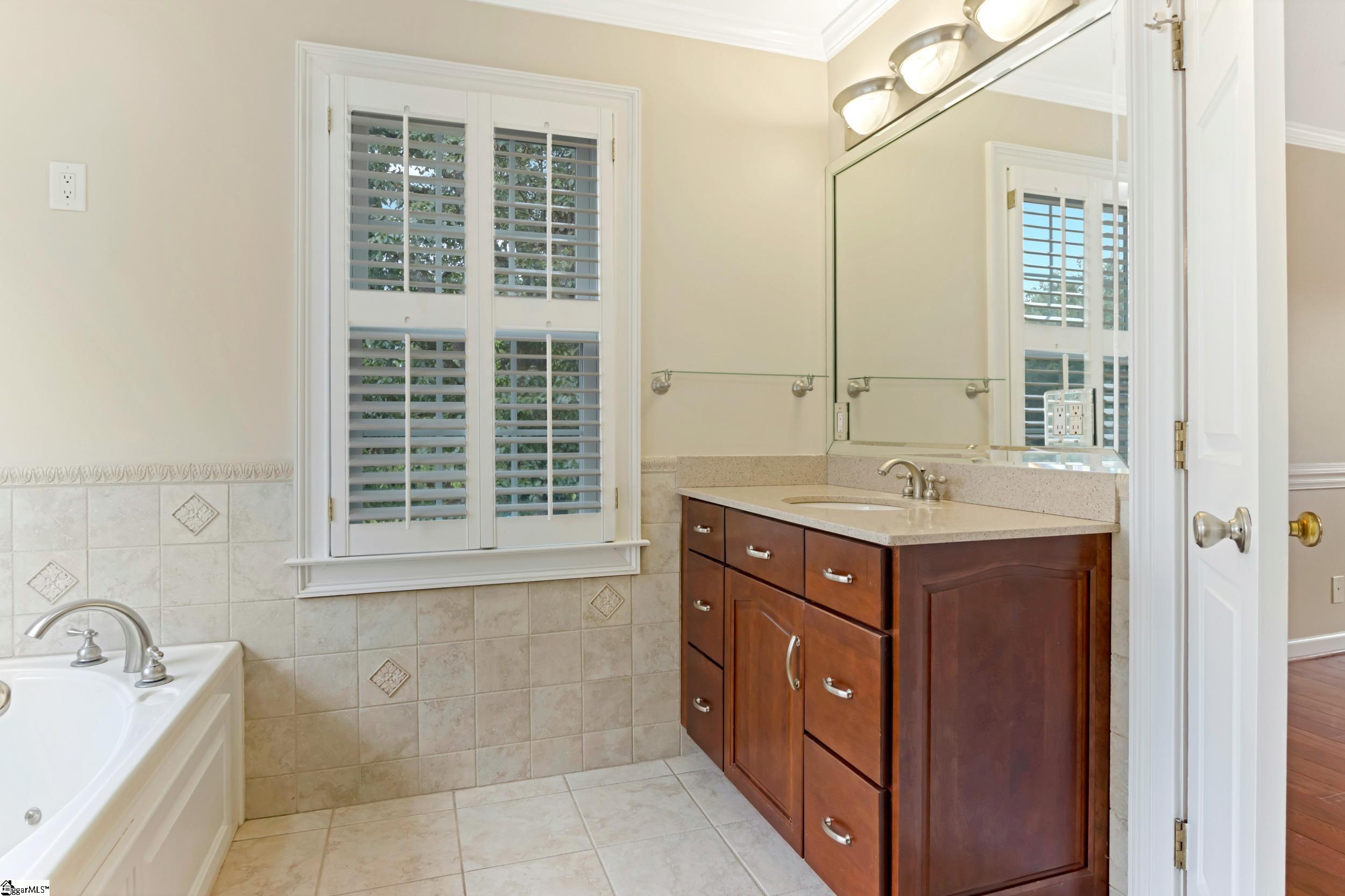 100 Moss Creek Court Property Photo 30