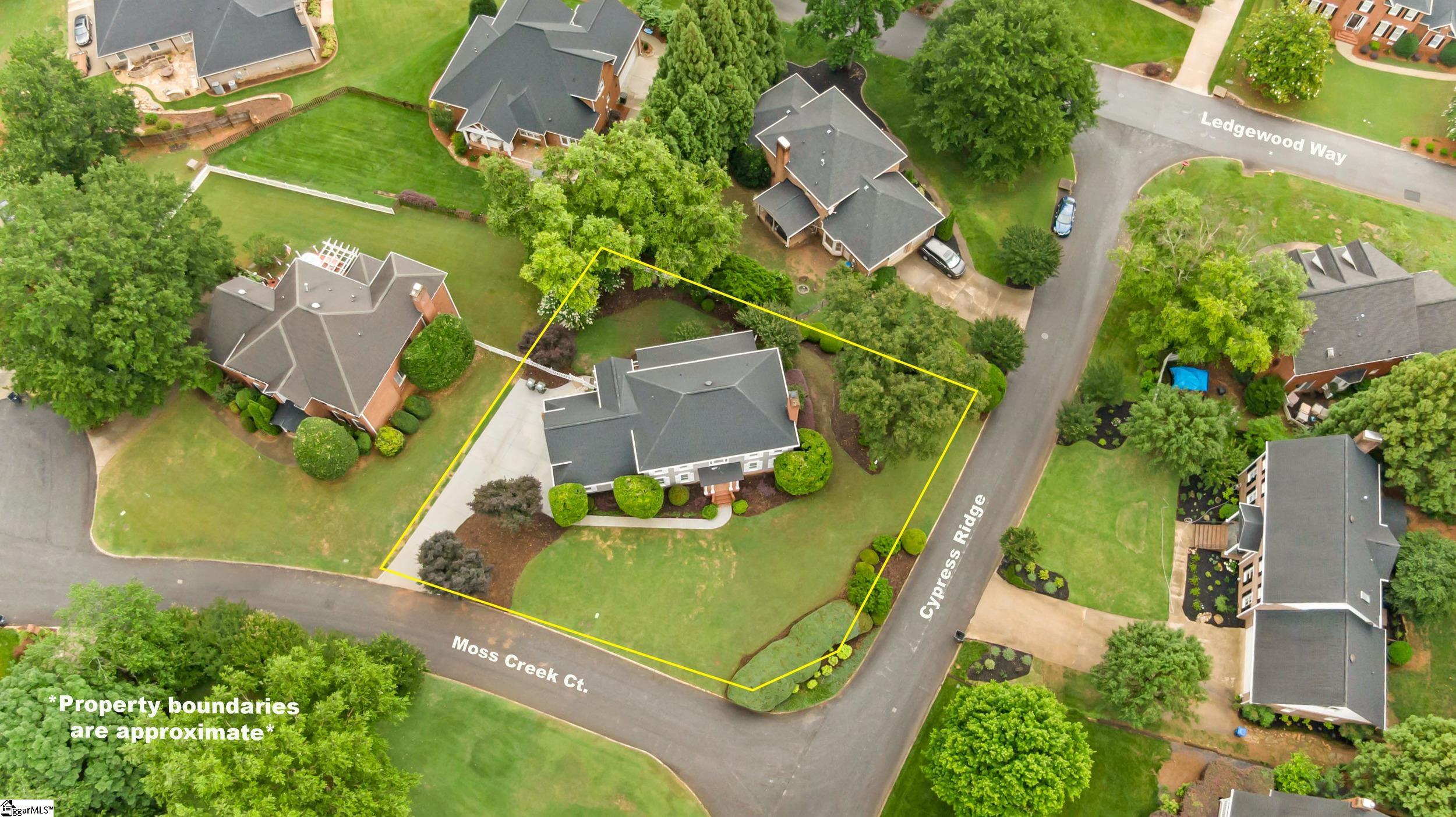 100 Moss Creek Court Property Photo 45