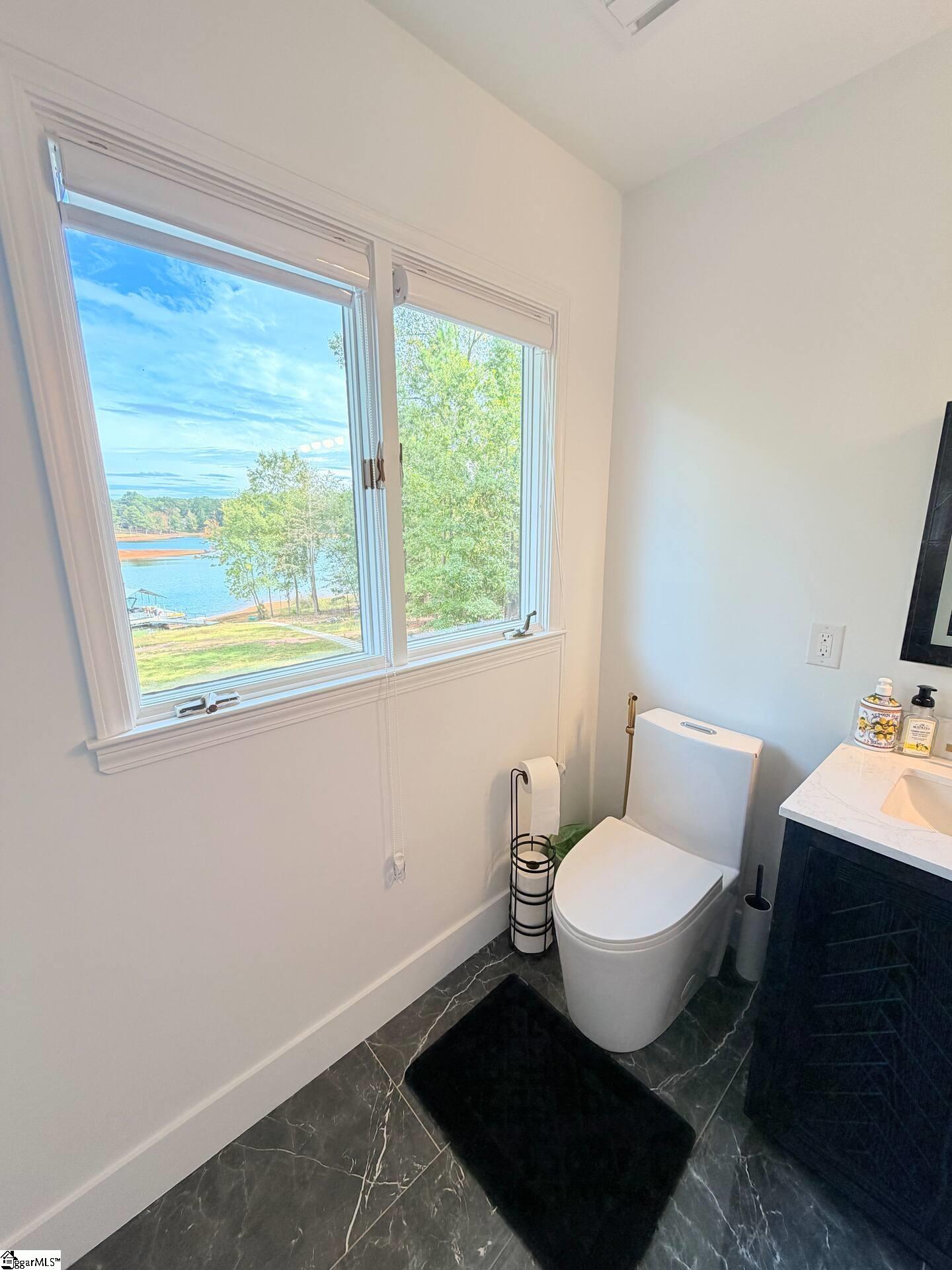 129 Sunset Point Property Photo 16