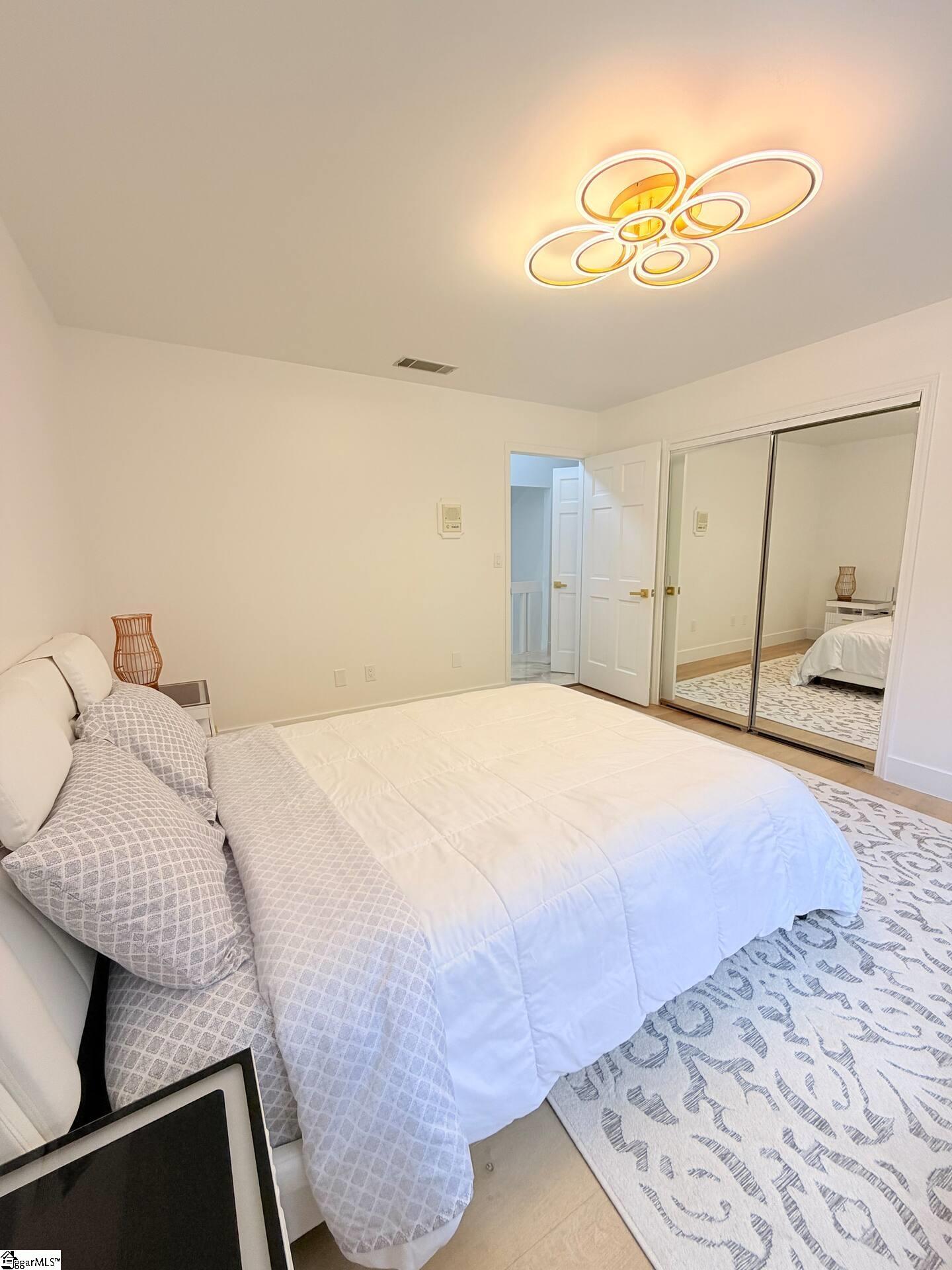 129 Sunset Point Property Photo 19