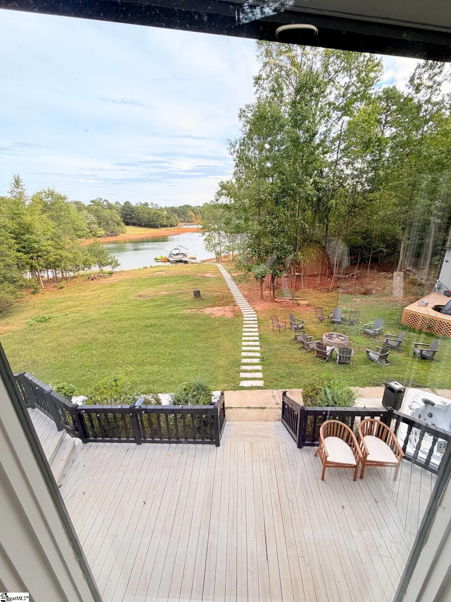 129 Sunset Point Property Photo 35