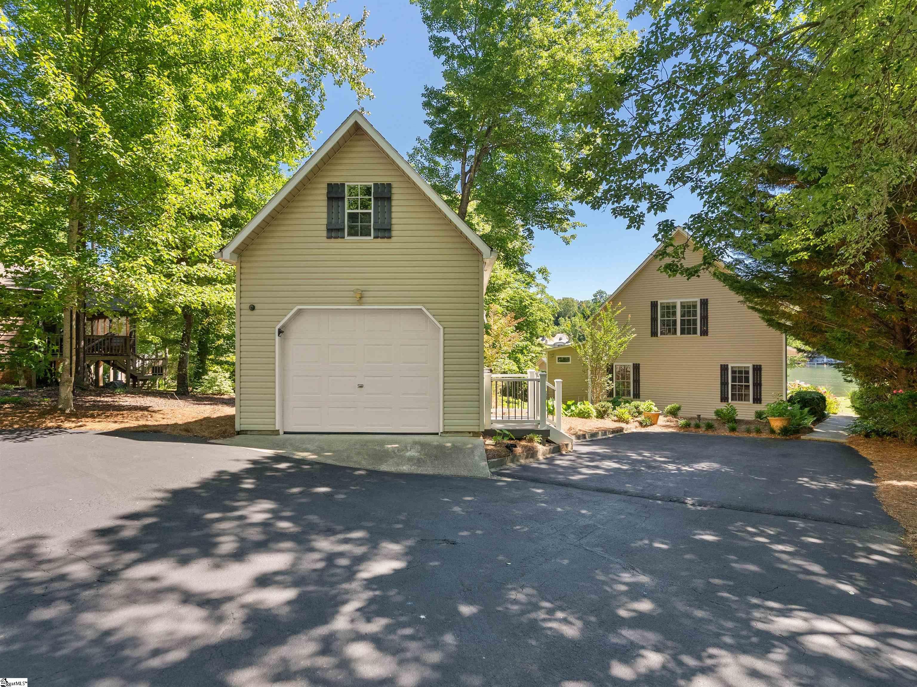 339 Jumping Branch Road Property Photo 5