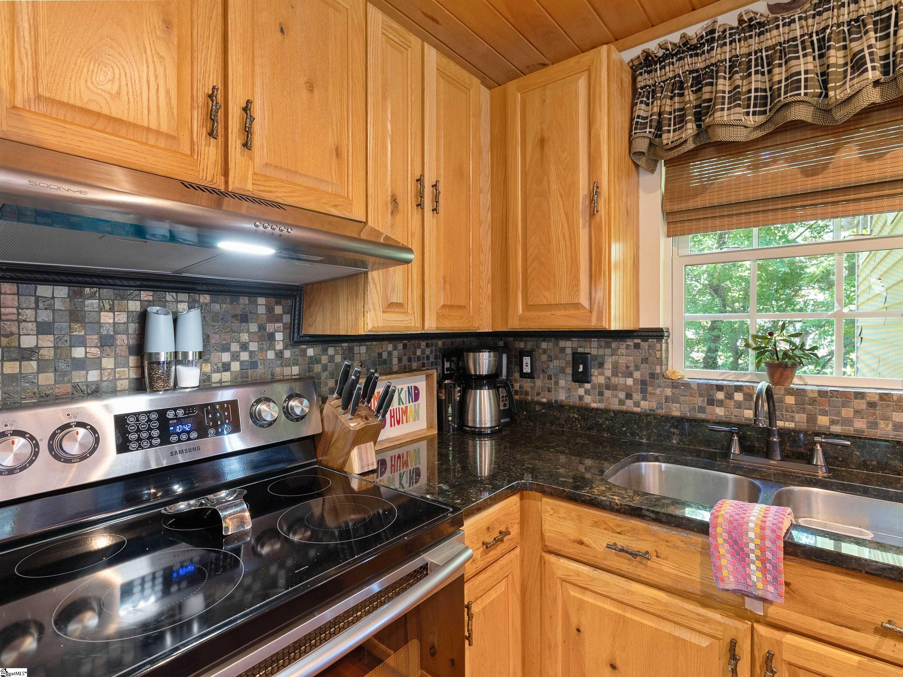 339 Jumping Branch Road Property Photo 16