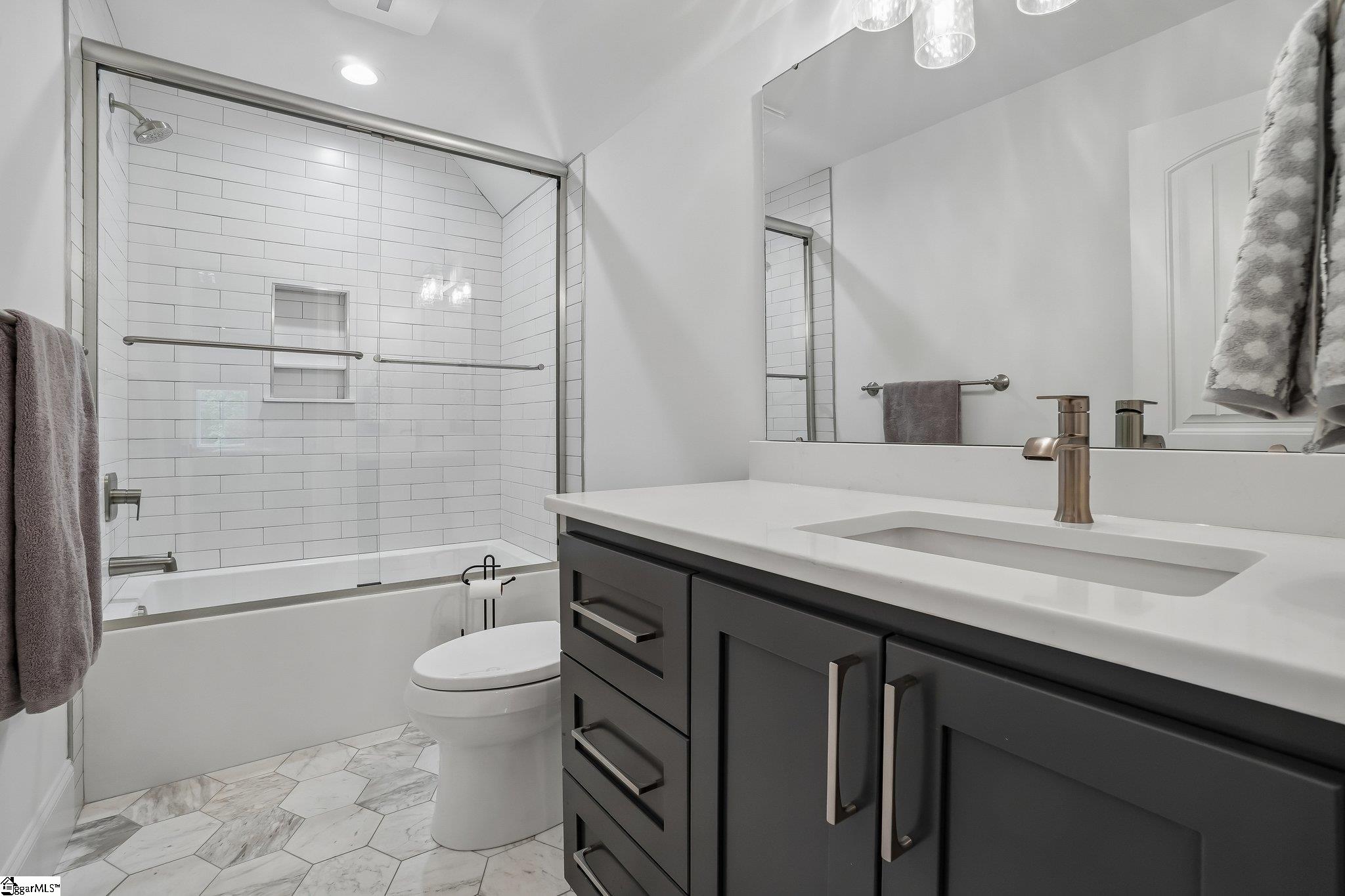 1594494 Property Photo 23