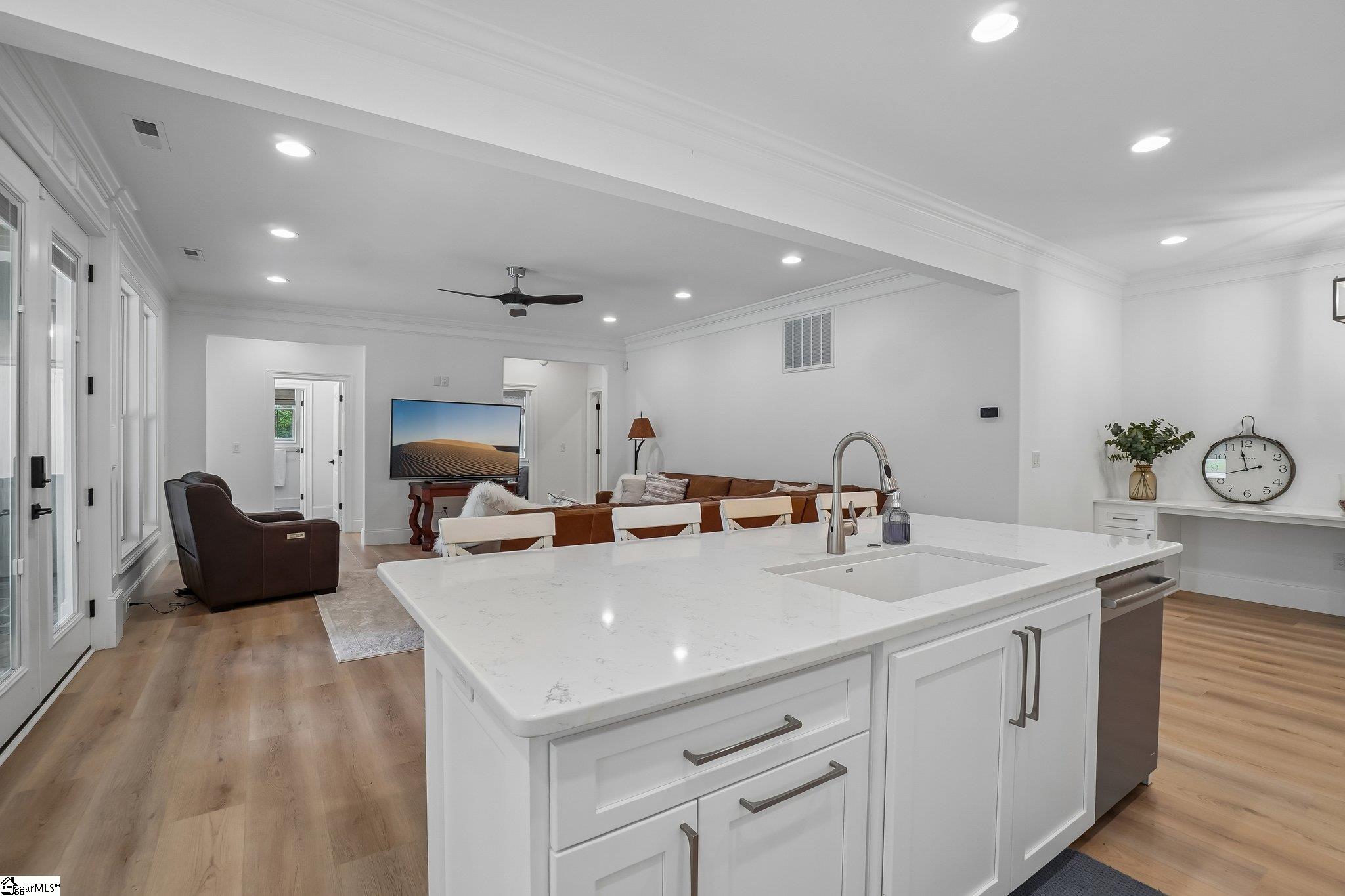1594494 Property Photo 27