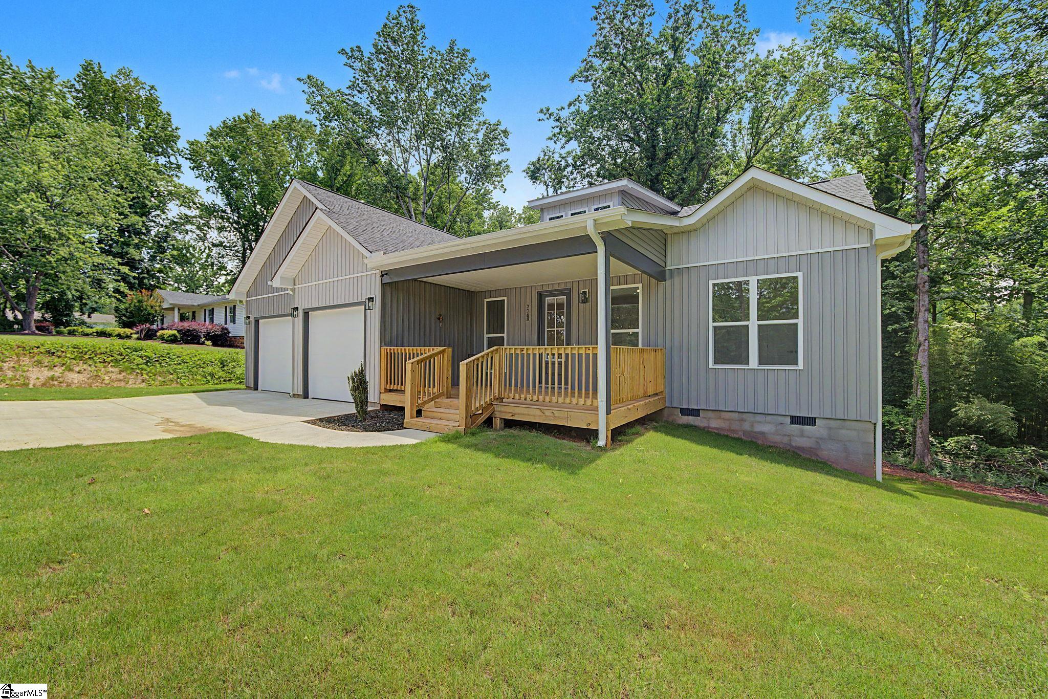 3388 E Croft Circle Property Photo 3