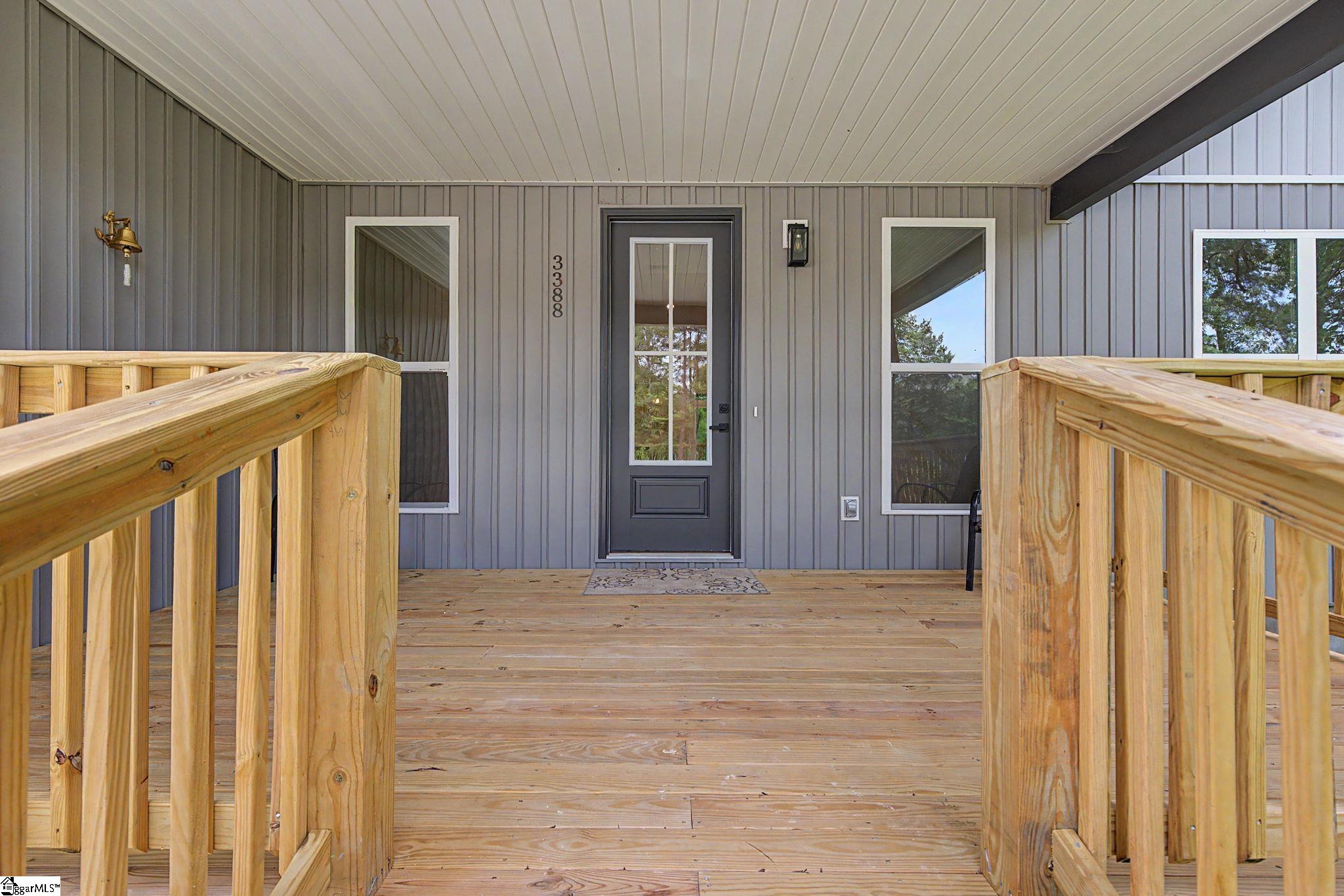 3388 E Croft Circle Property Photo 5