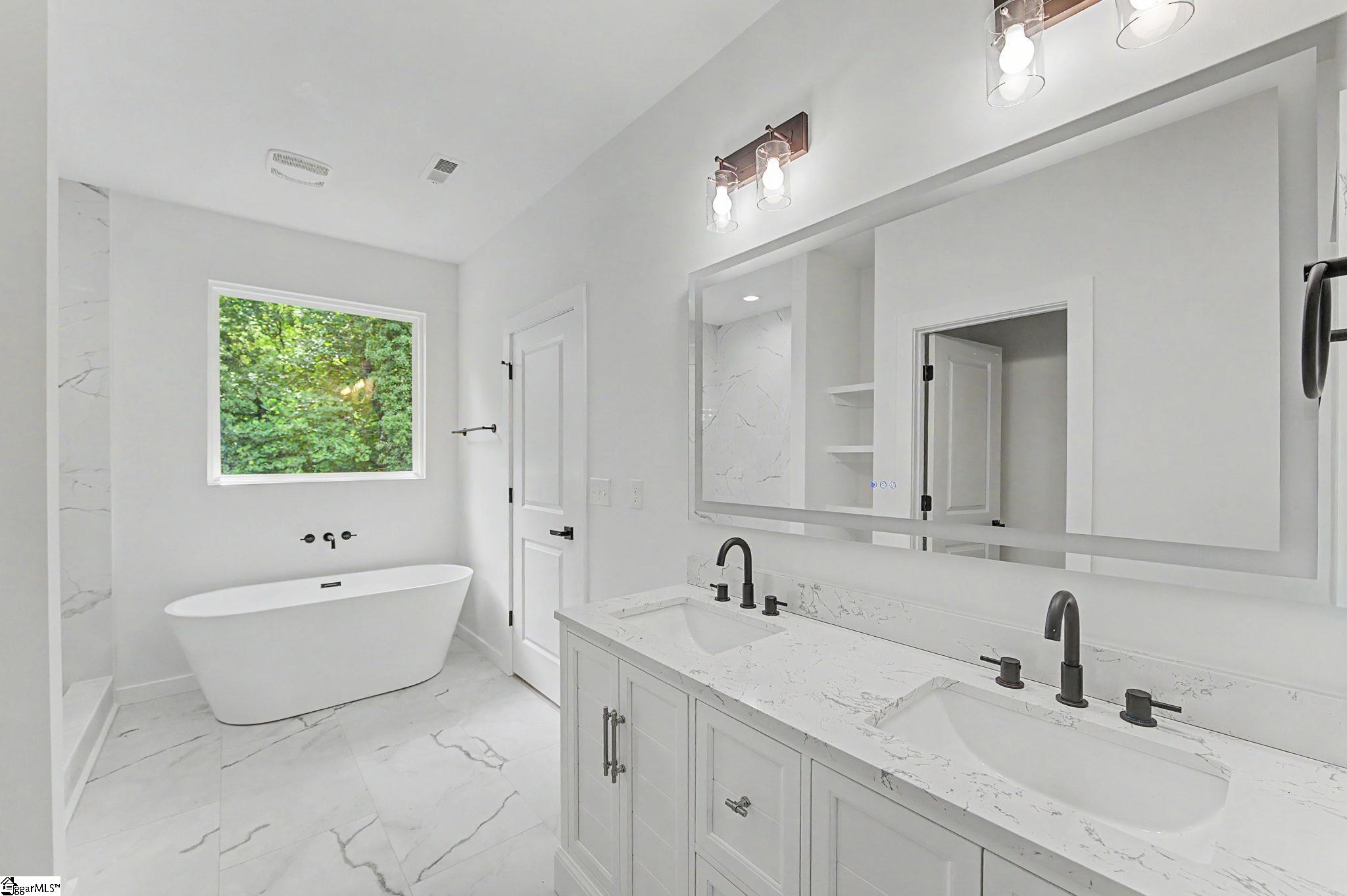 3388 E Croft Circle Property Photo 30