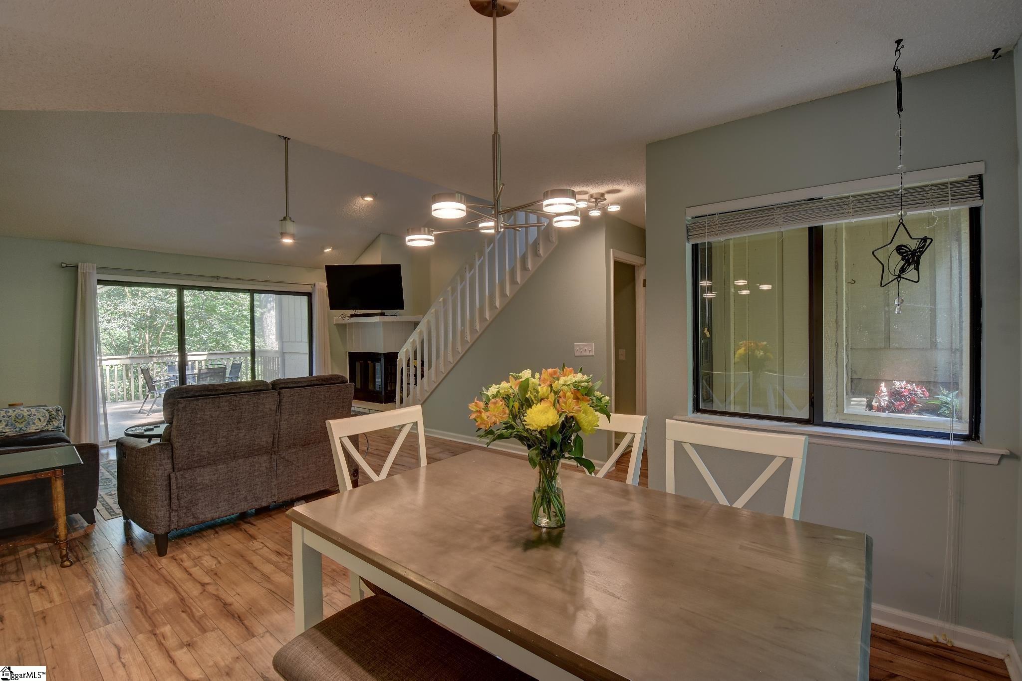 210 Harbor Cove Drive Property Photo 8