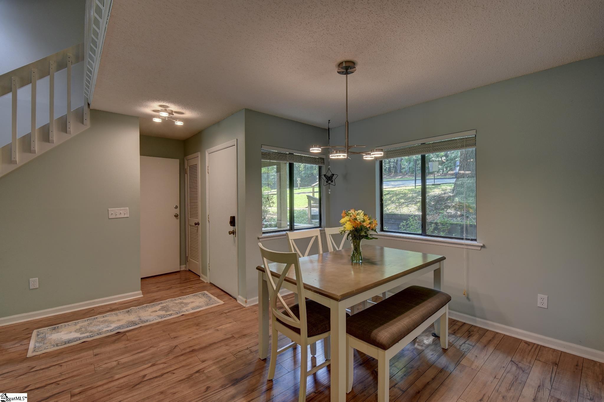 210 Harbor Cove Drive Property Photo 9