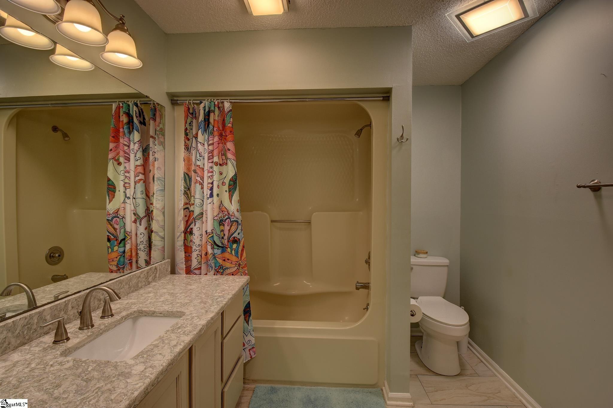 210 Harbor Cove Drive Property Photo 14