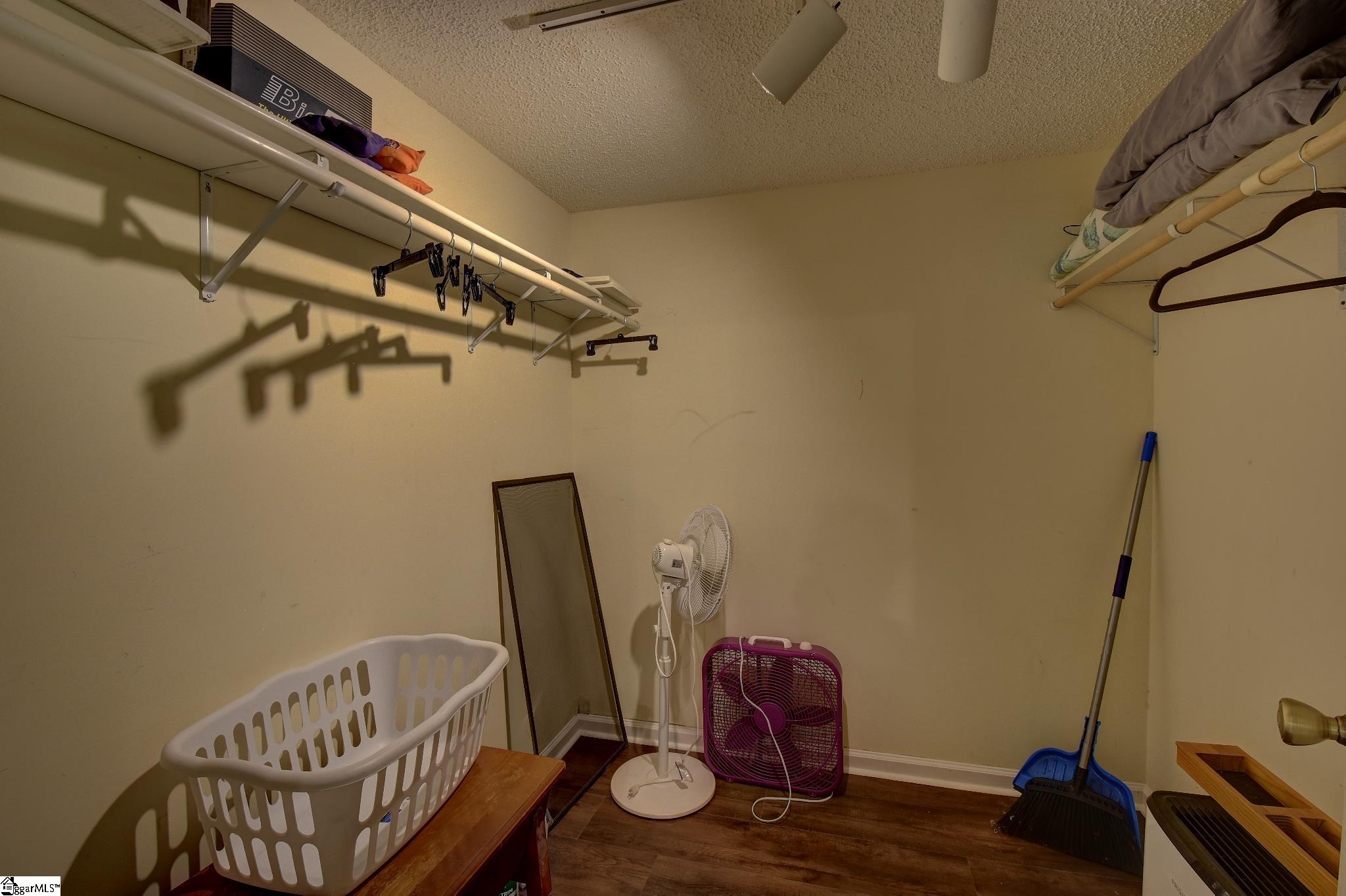 210 Harbor Cove Drive Property Photo 29