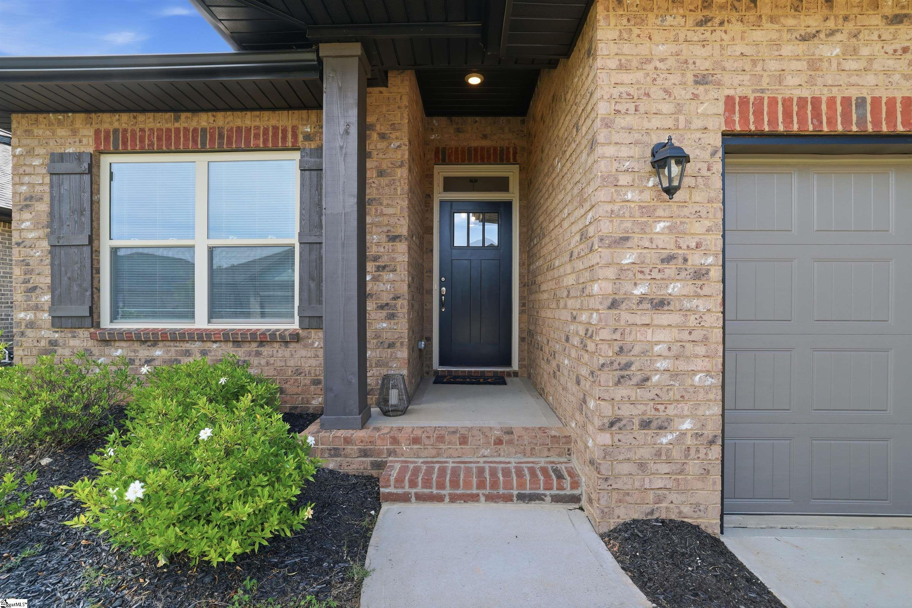 50 Woodcross Drive Property Photo 2