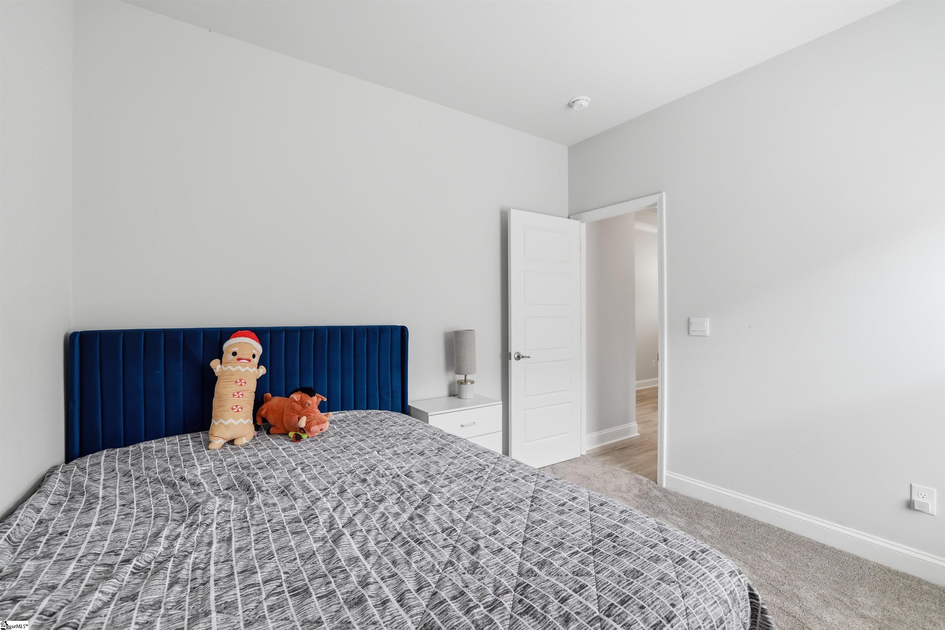 50 Woodcross Drive Property Photo 15