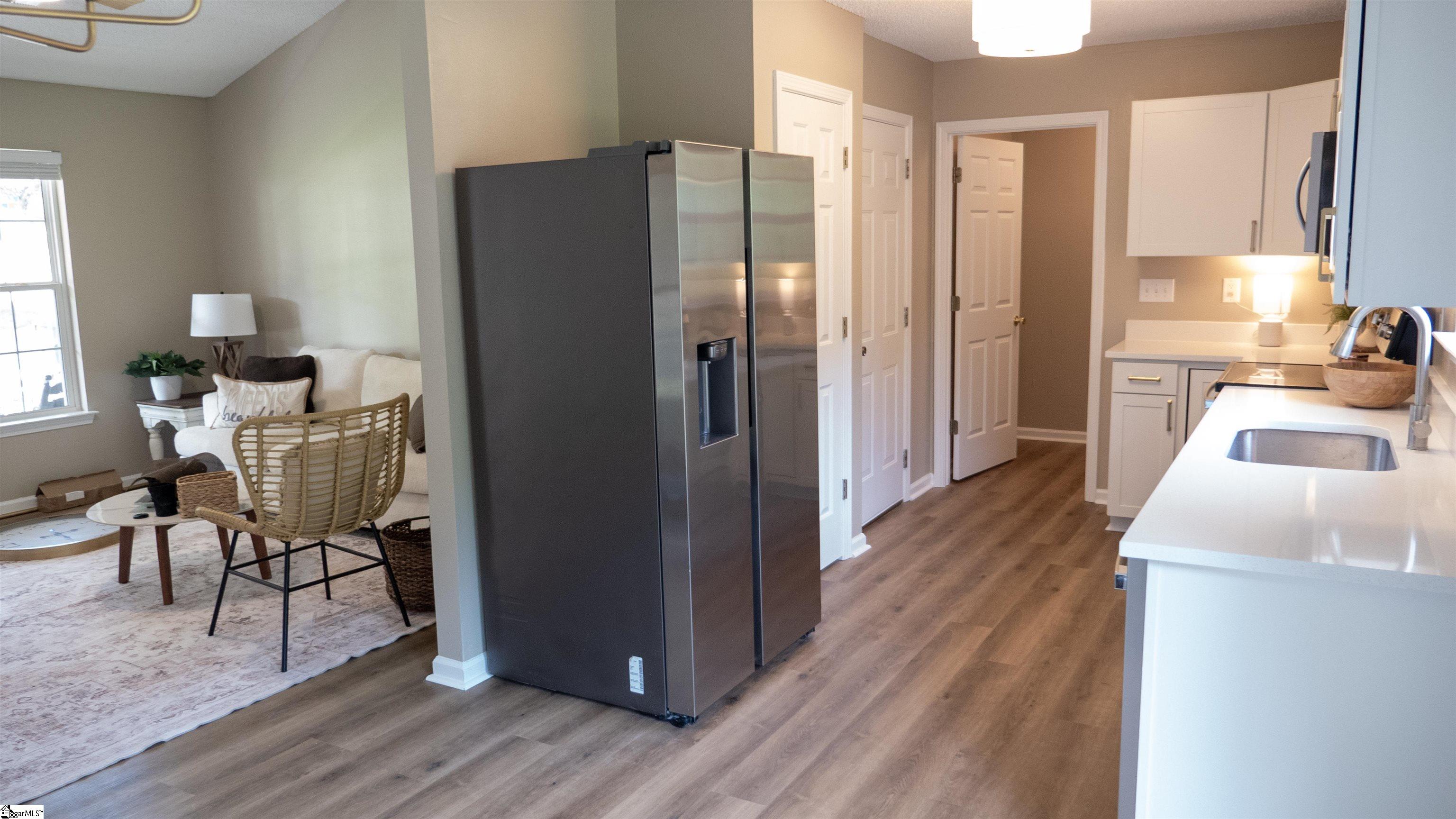 101 Kingston Court Property Photo 7