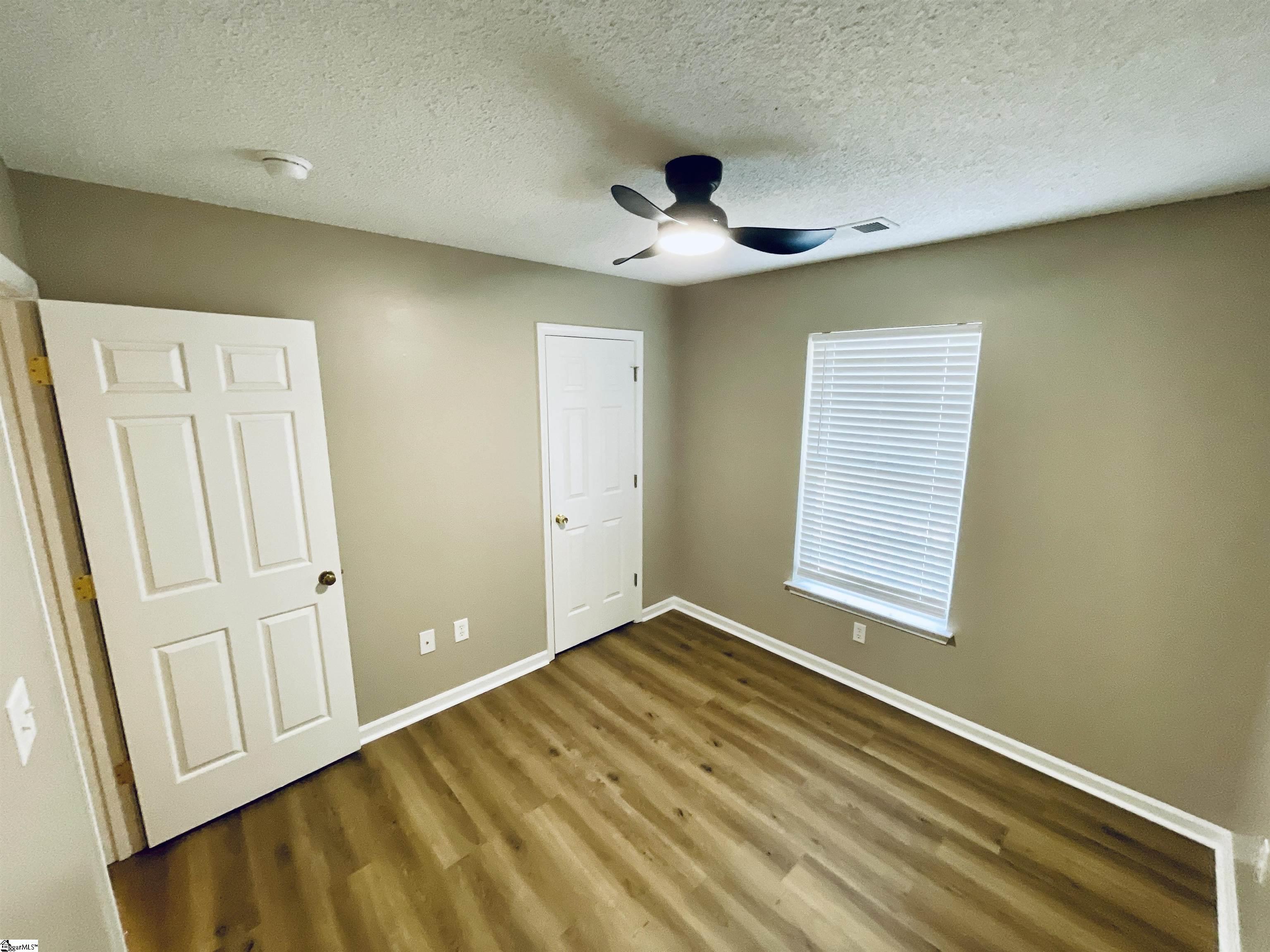 101 Kingston Court Property Photo 12