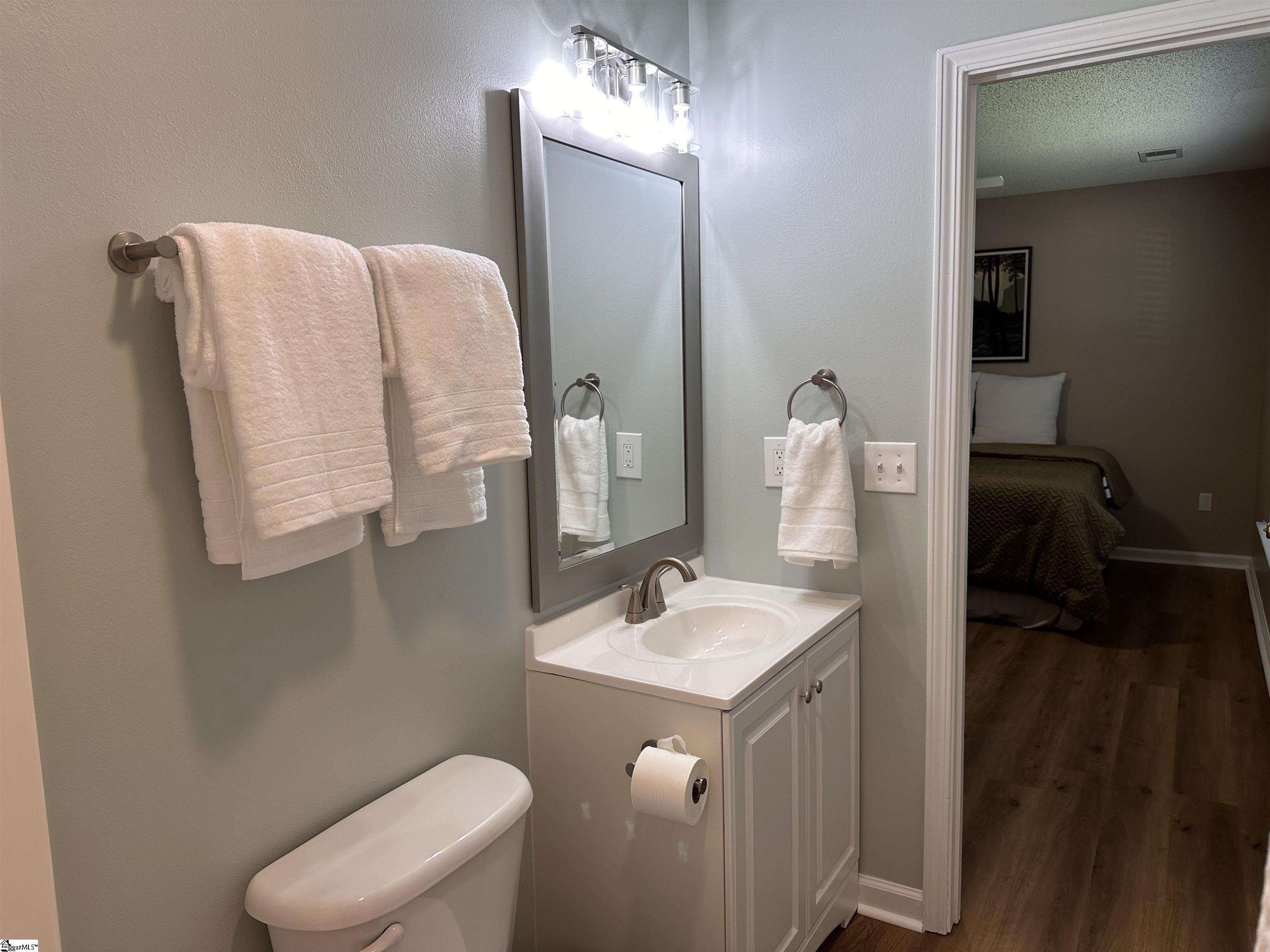 101 Kingston Court Property Photo 15
