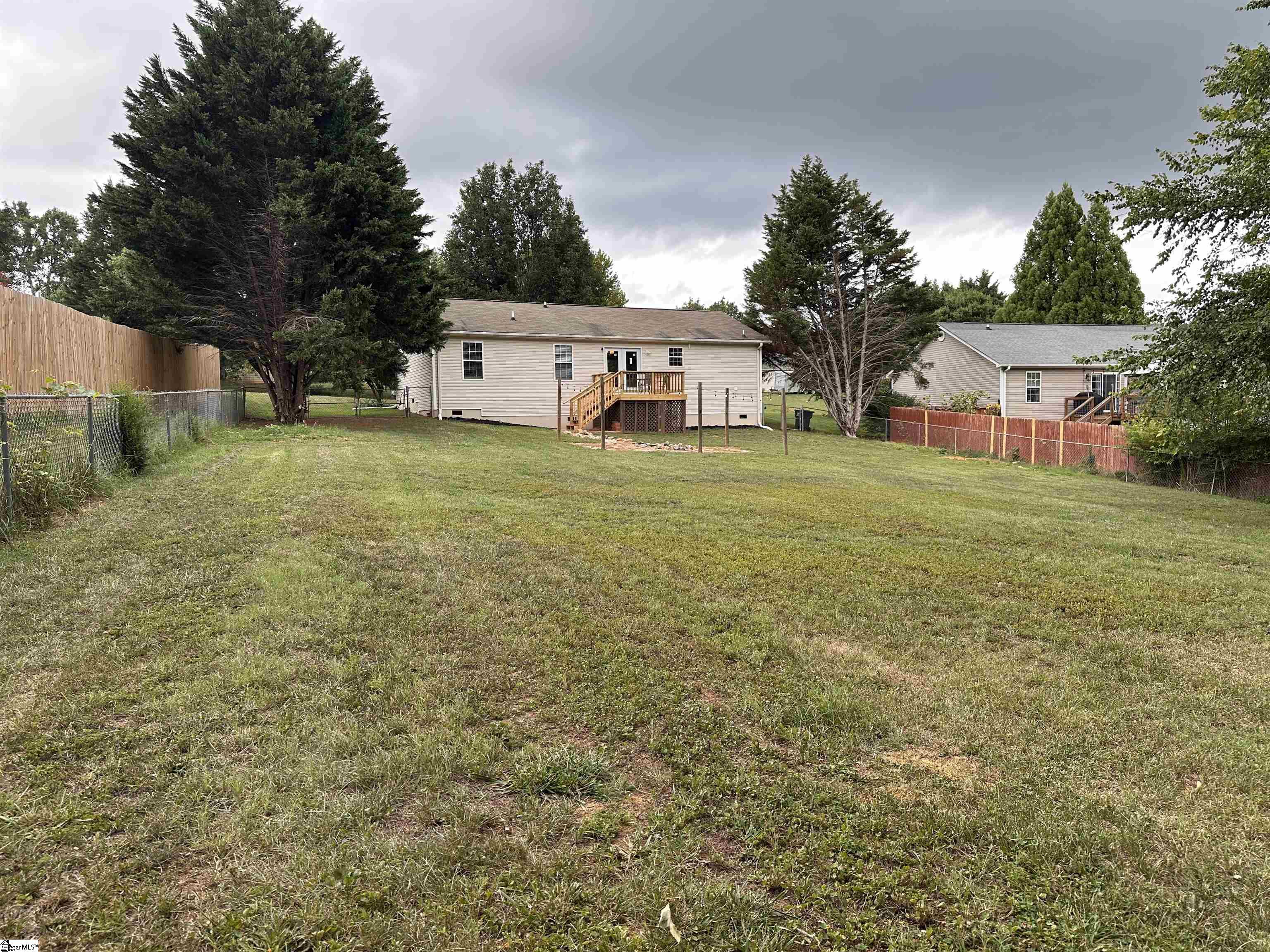 101 Kingston Court Property Photo 19