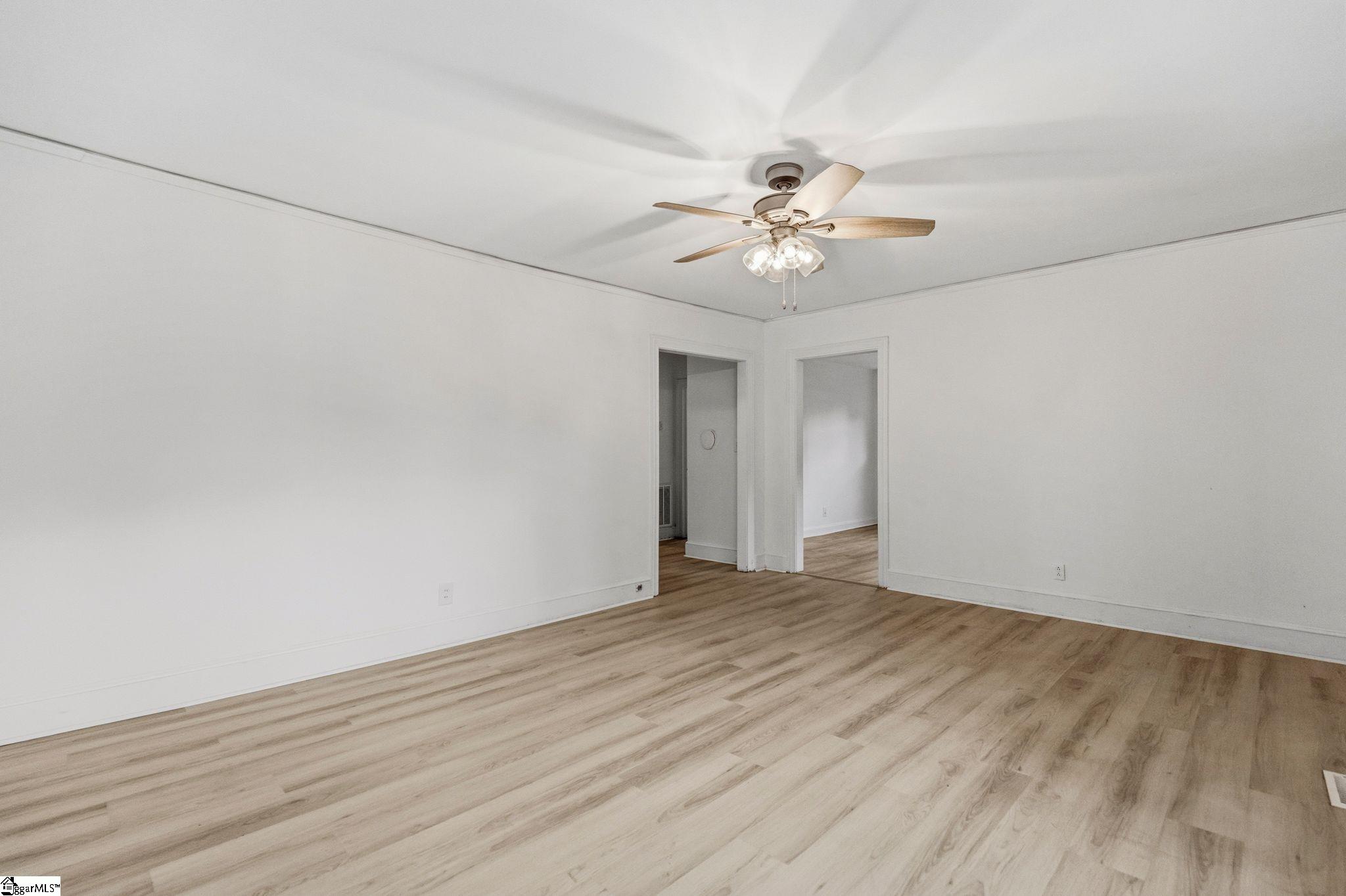 13 Walnut Lane Property Photo 8