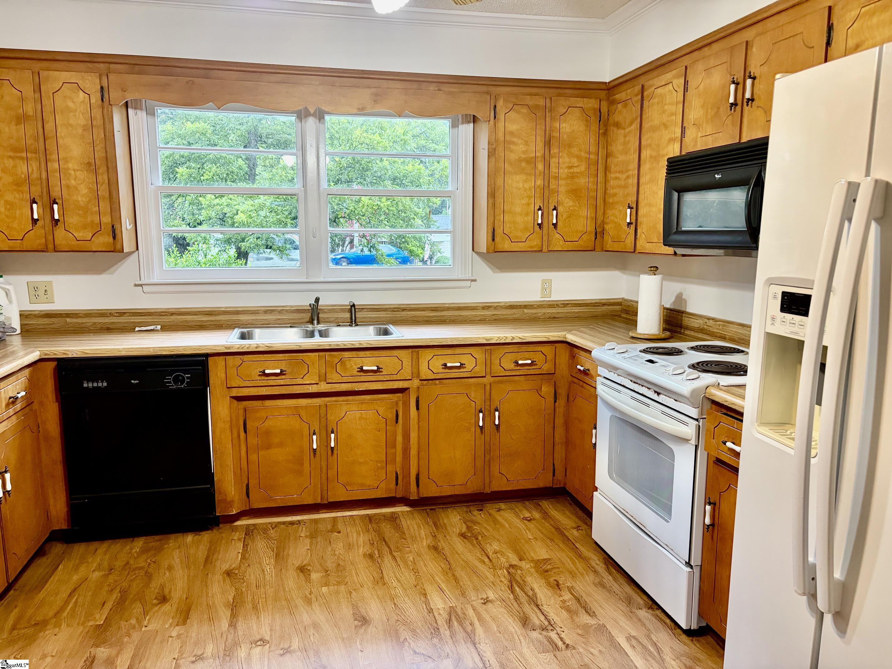 4421 New Cut Road Property Photo 11