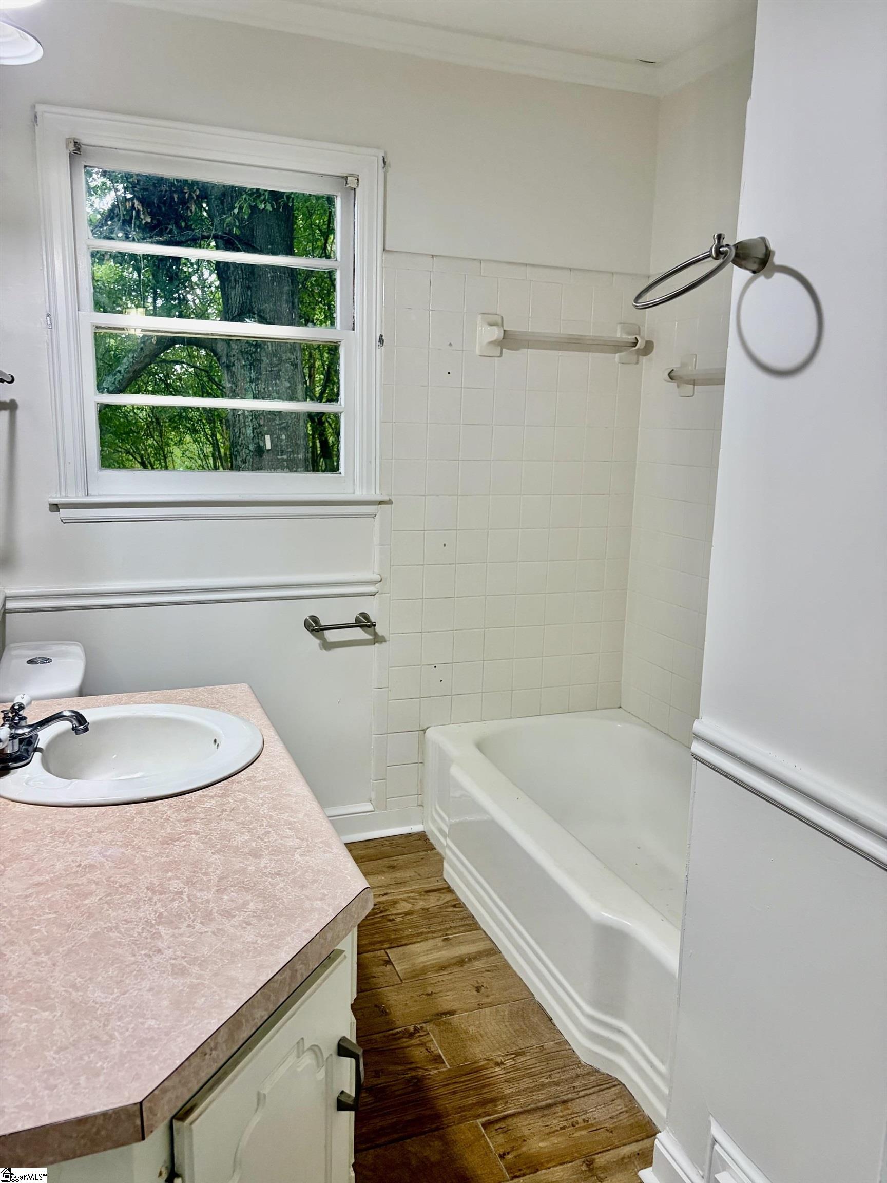 4421 New Cut Road Property Photo 24