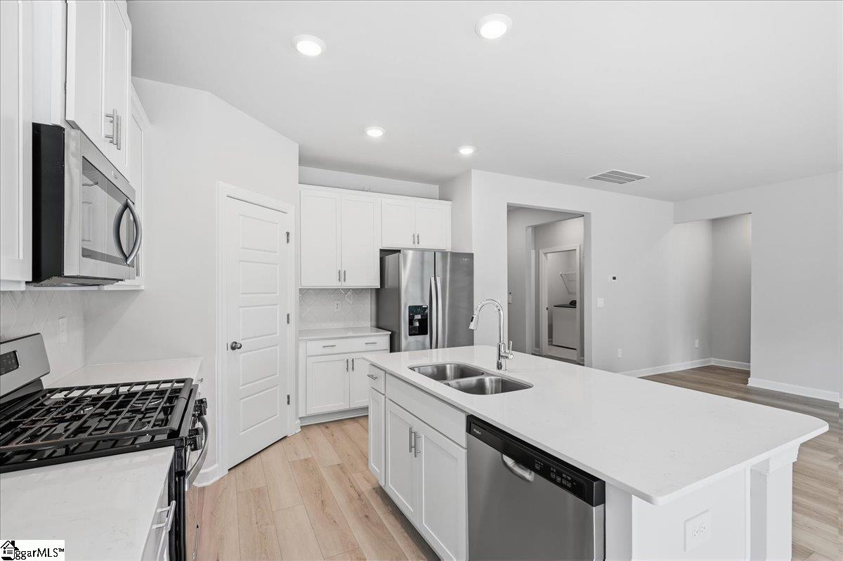 1520 Switchback Circle Property Photo 11