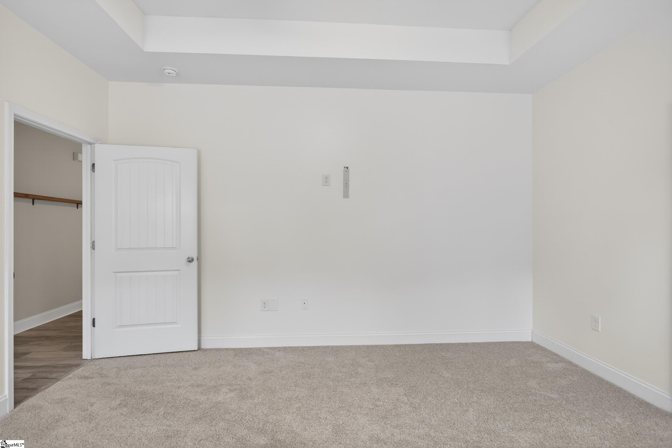 311 S Plainview Drive Property Photo 12