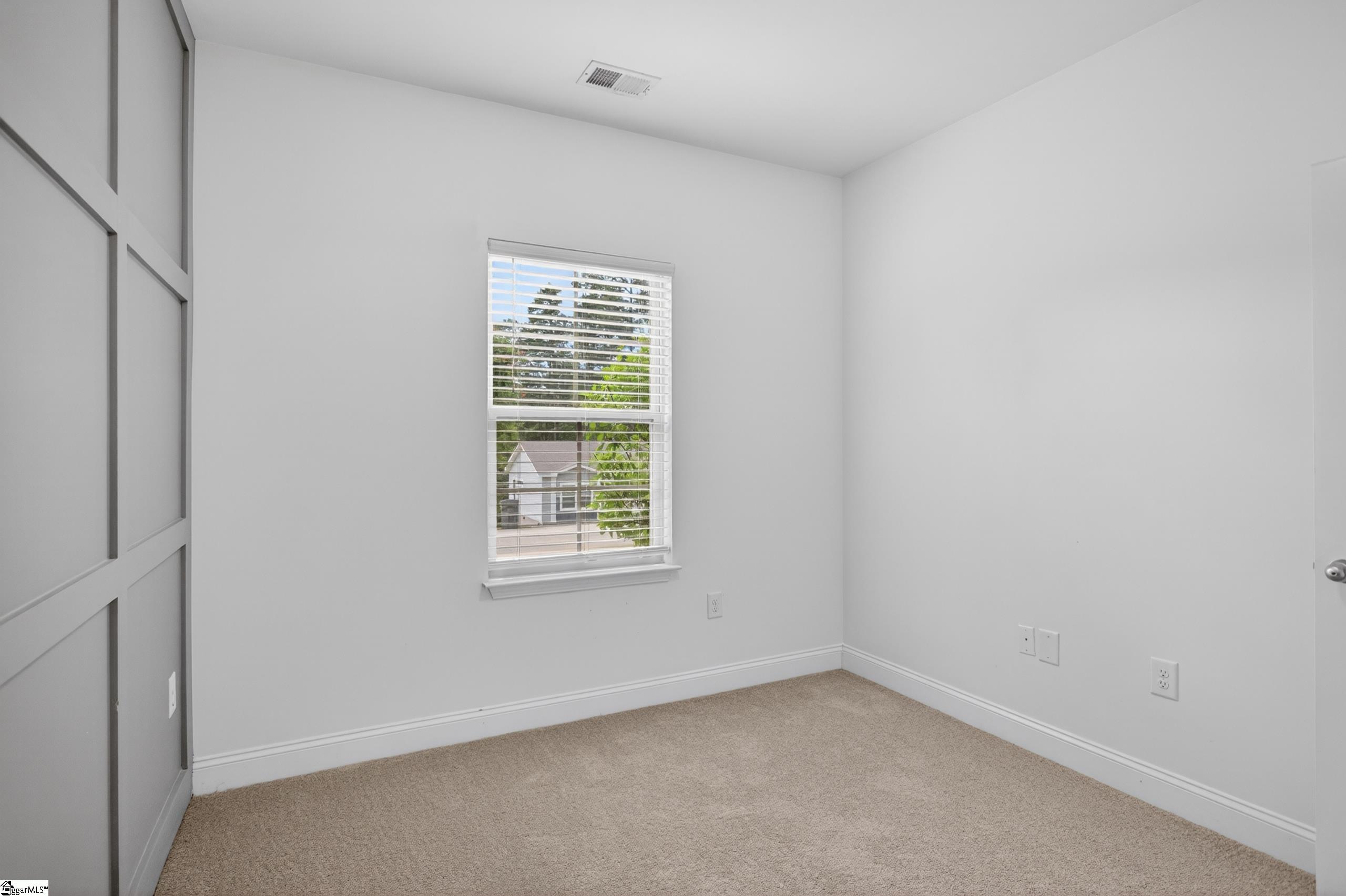 311 S Plainview Drive Property Photo 20