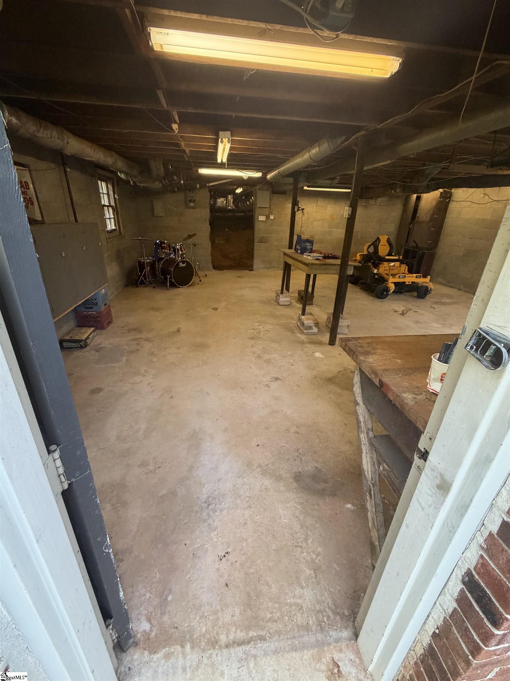 850 Forest Street Property Photo 24
