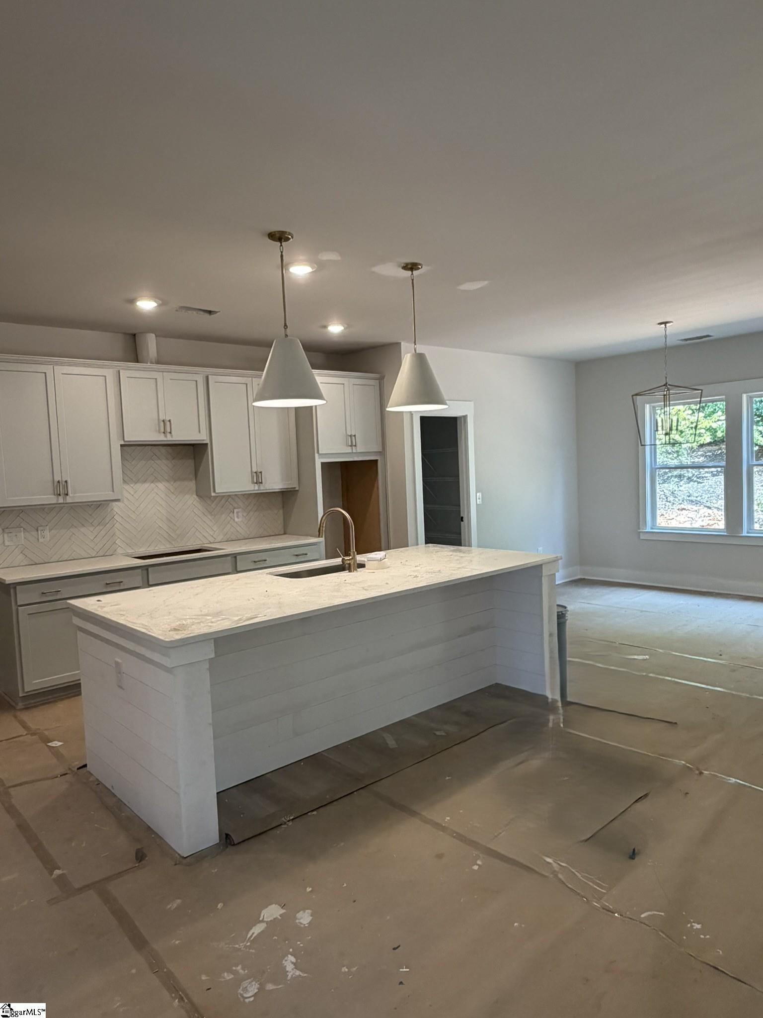 108 Woodland Chase Court Property Photo 8