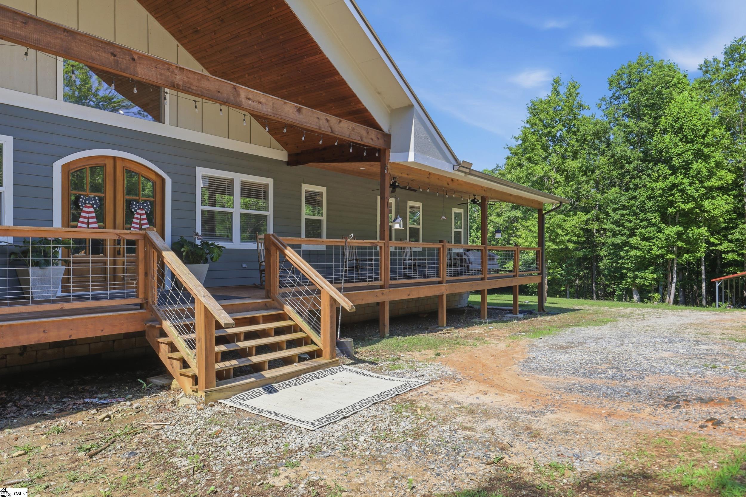 145 Night Sky Drive Property Photo 3