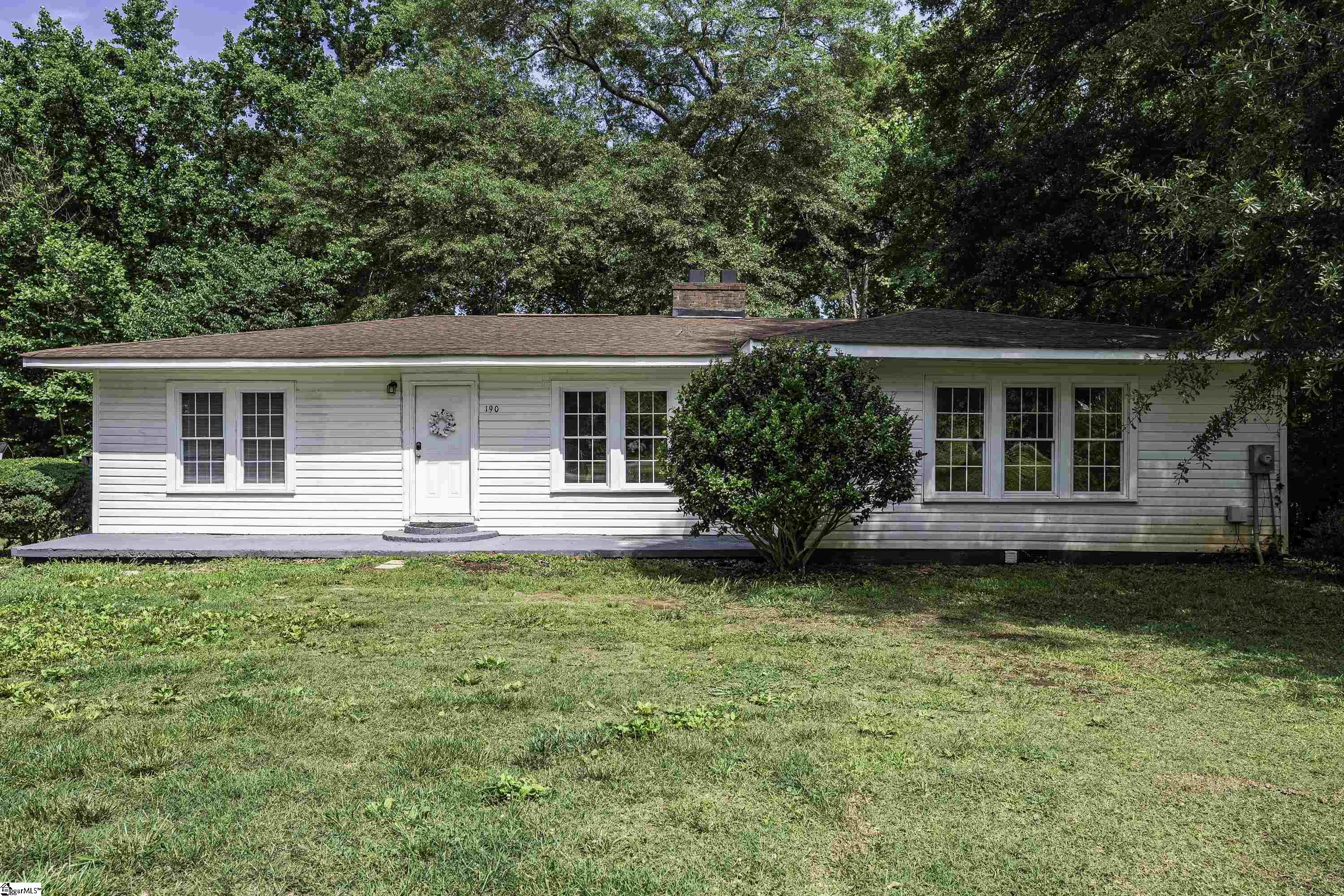 190 North Street Property Photo 1