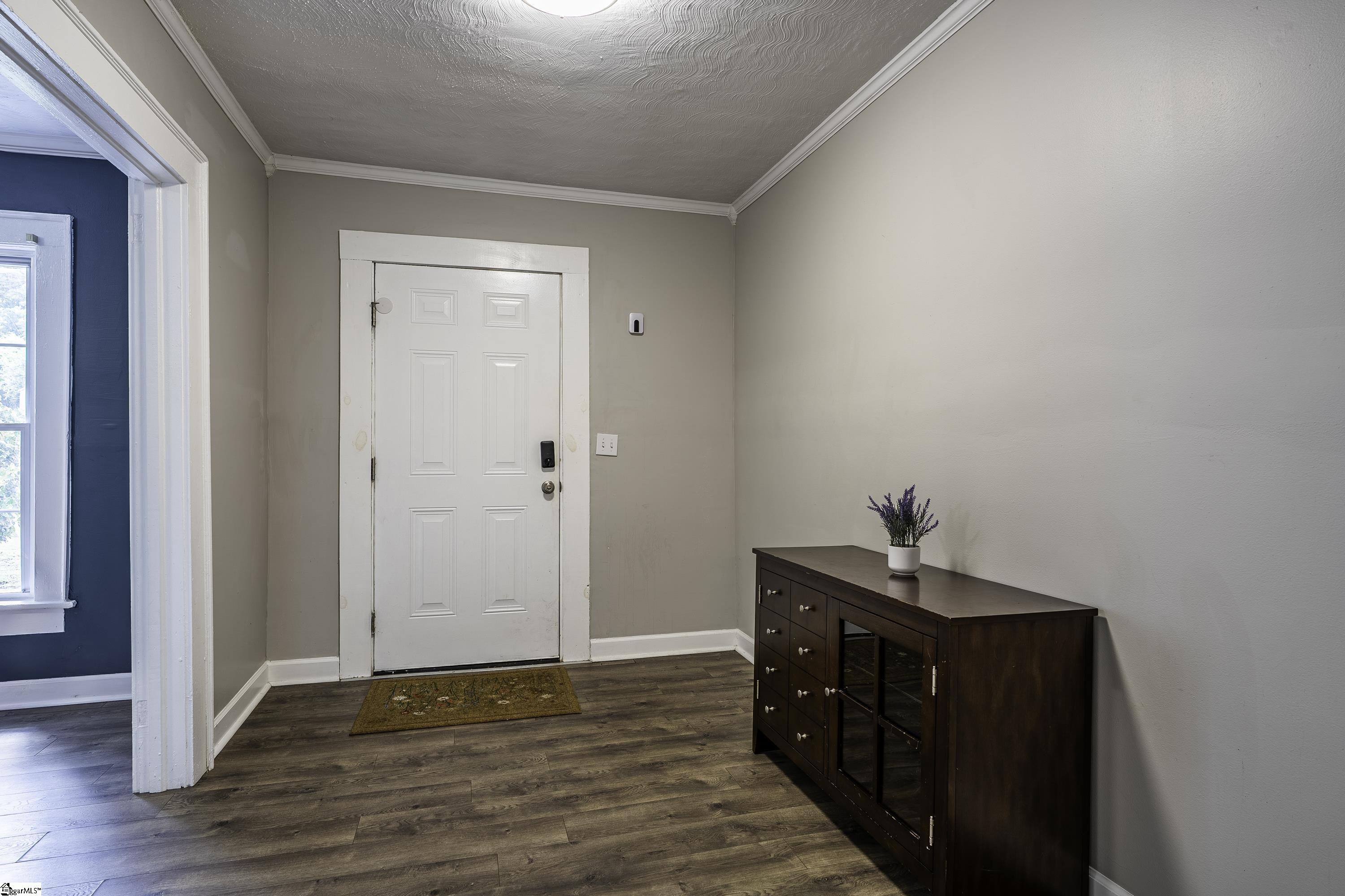 190 North Street Property Photo 3