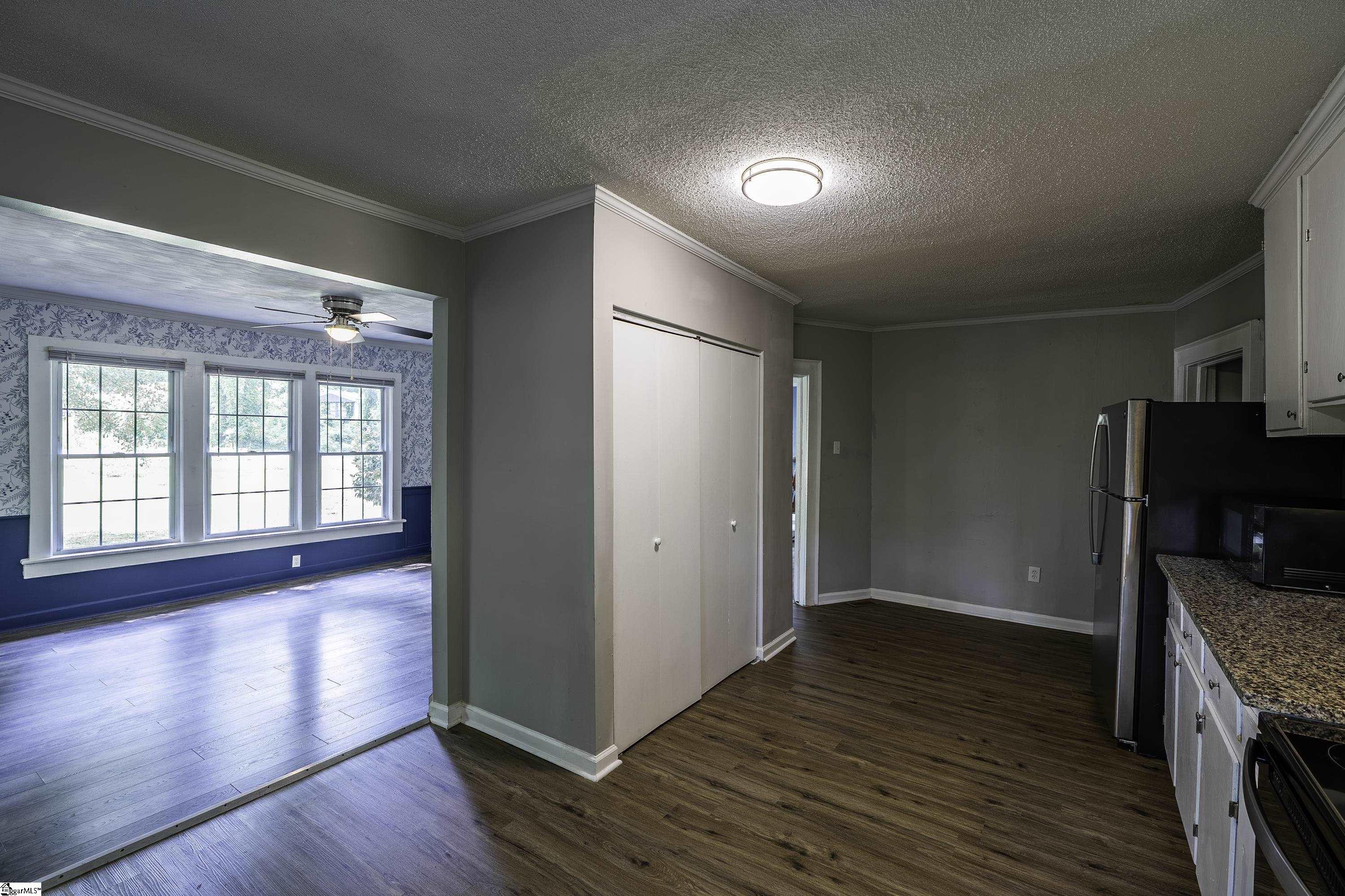 190 North Street Property Photo 19